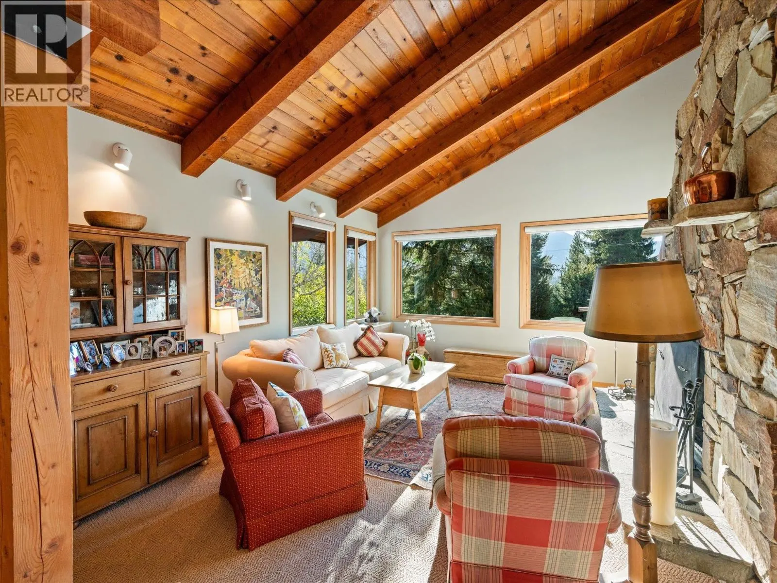 8609 FOREST RIDGE DRIVE