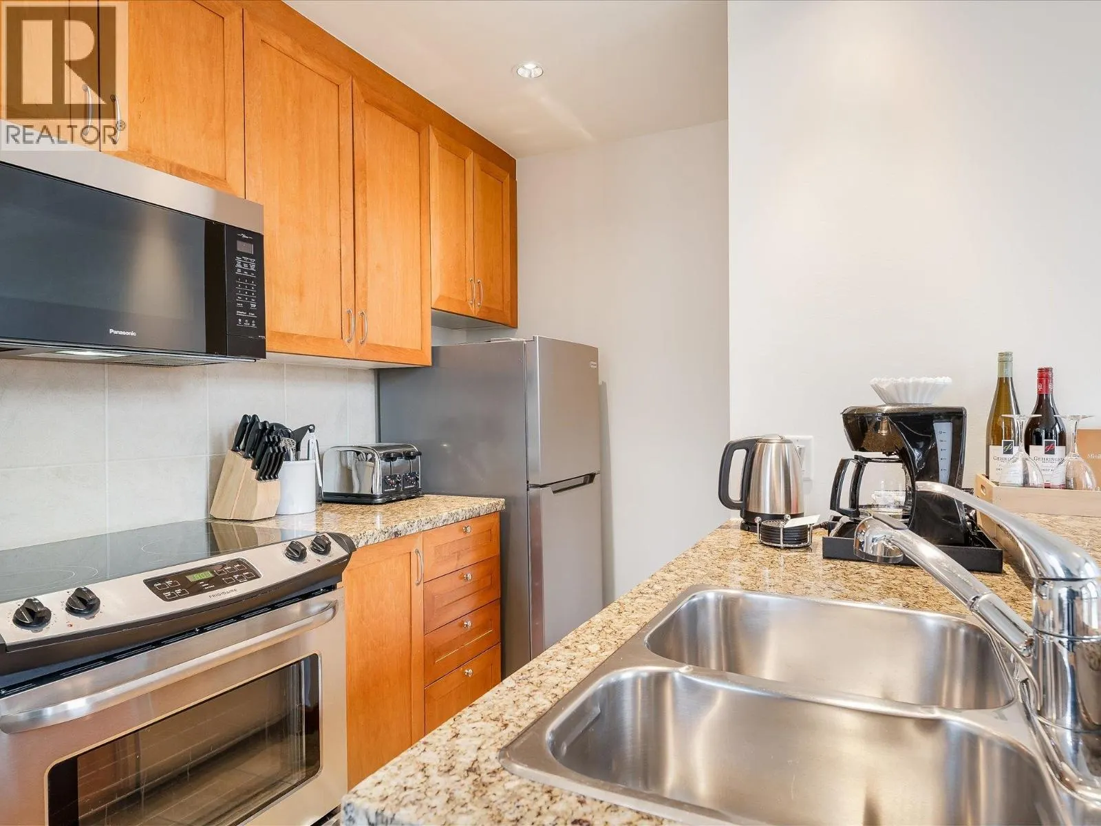 4407 4299 BLACKCOMB WAY