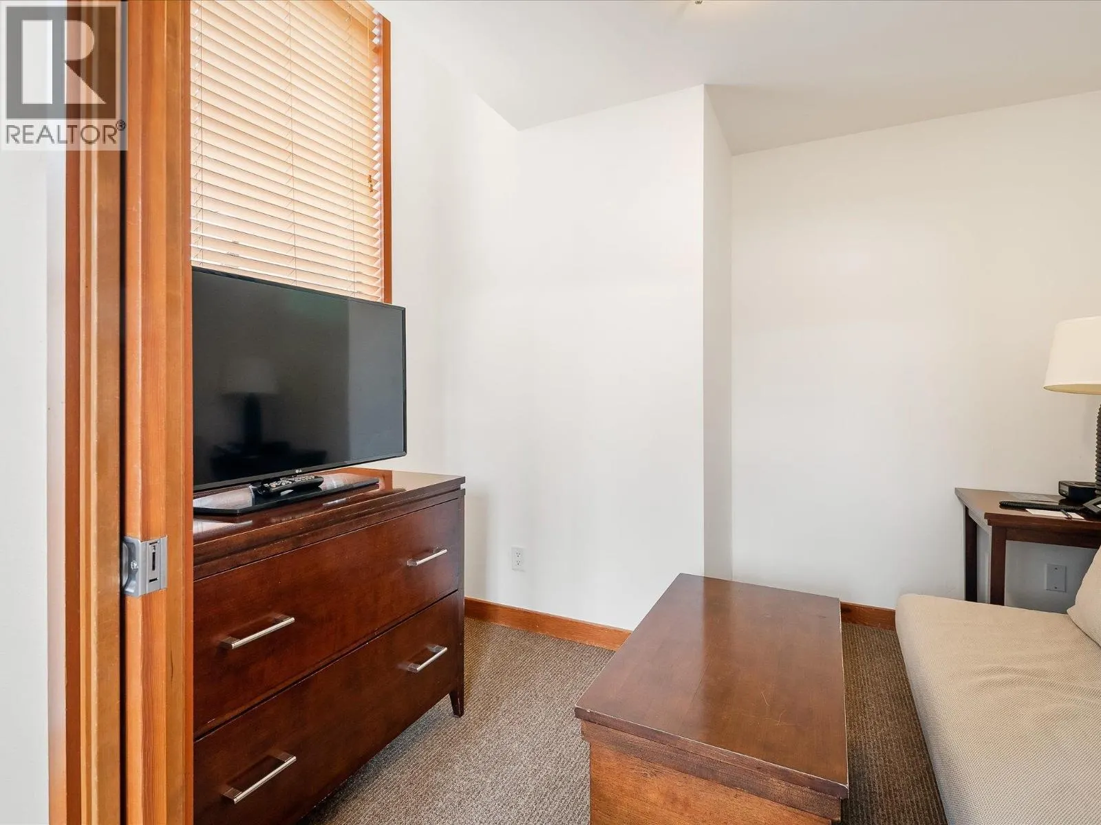 4407 4299 BLACKCOMB WAY