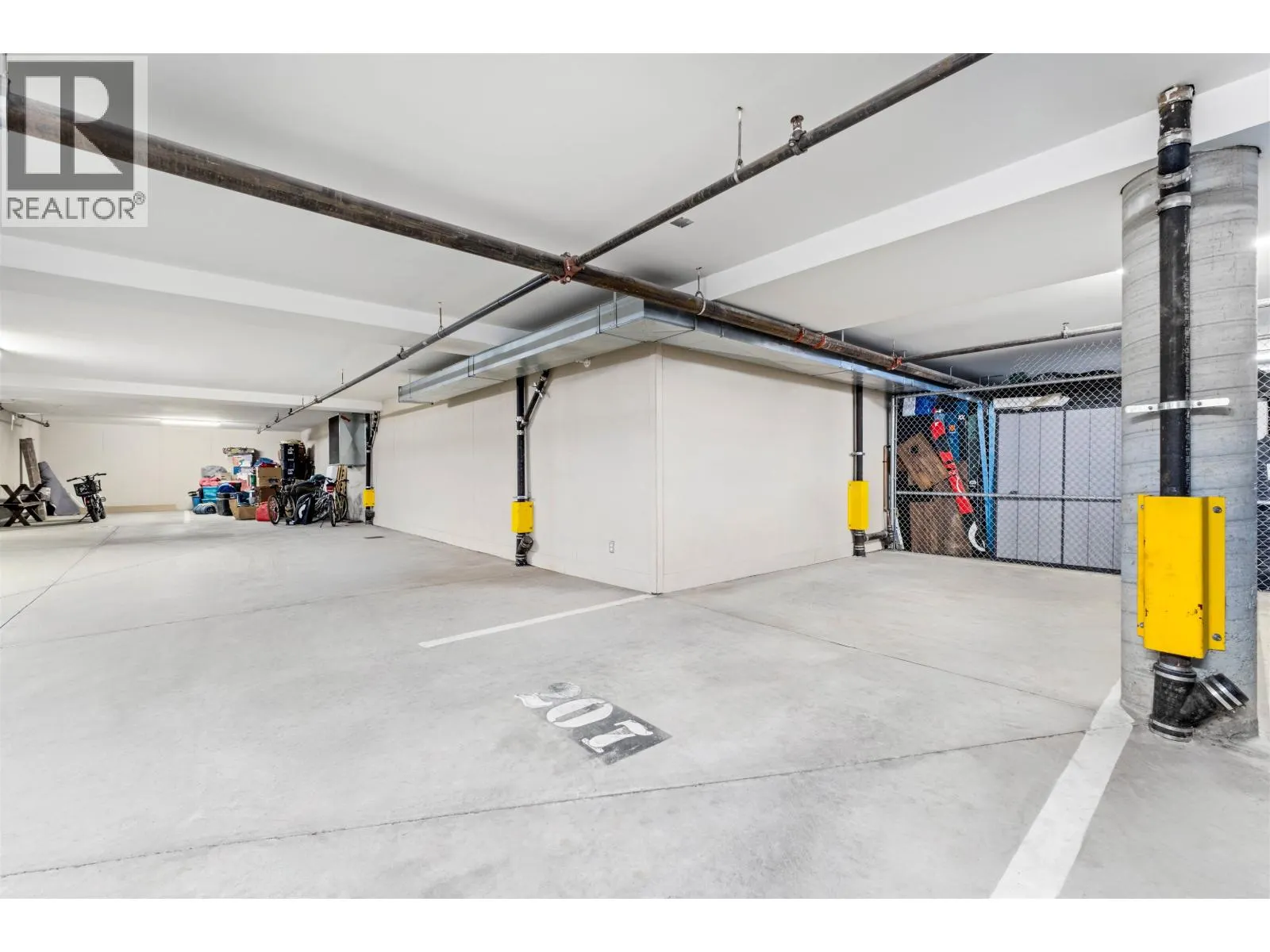 207 1411 PORTAGE ROAD