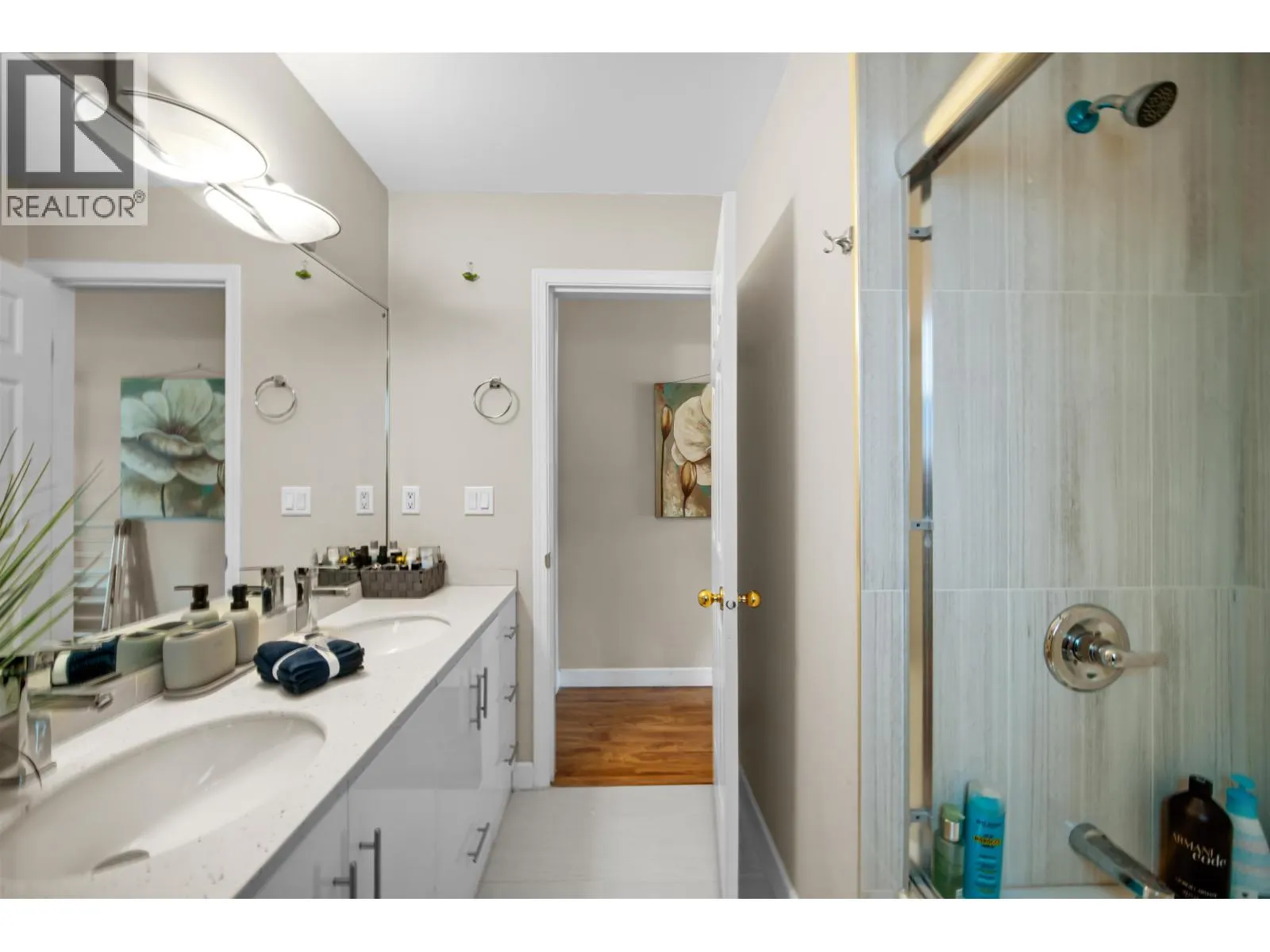 248 E 59TH AVENUE
