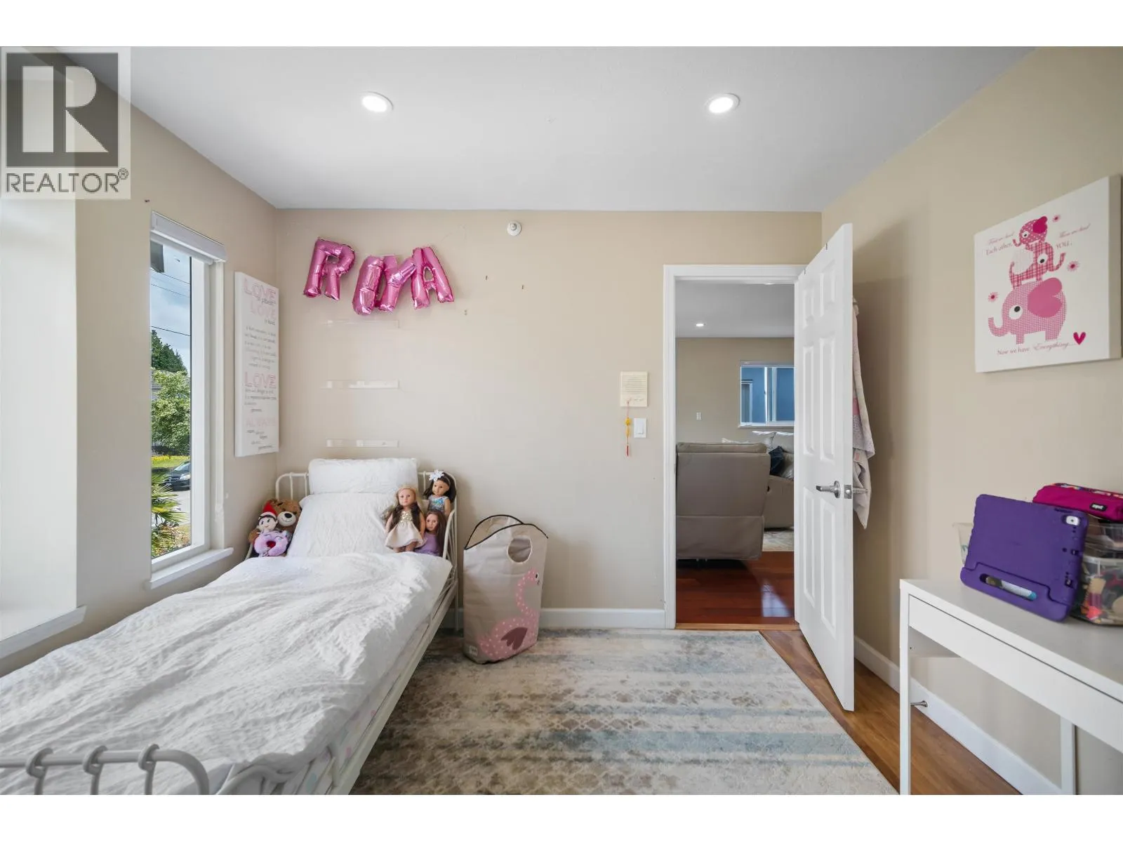 248 E 59TH AVENUE