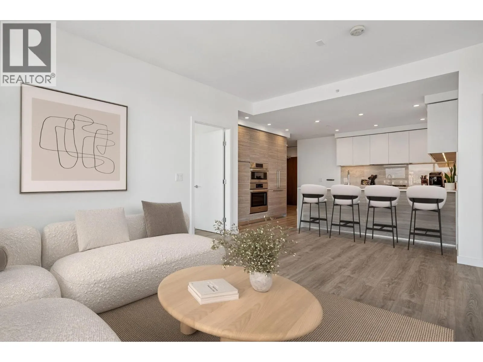 3703 680 QUAYSIDE DRIVE