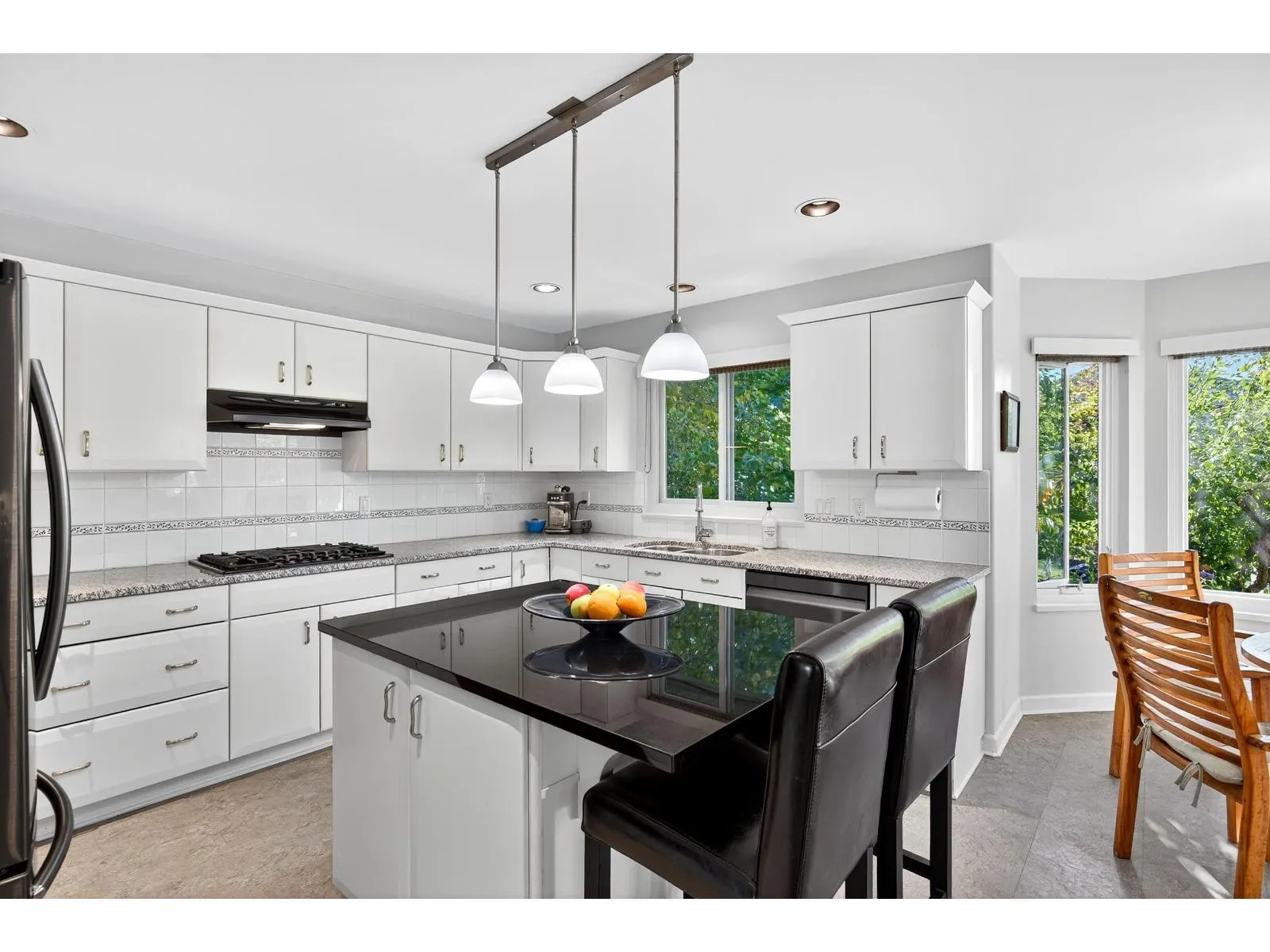 27012 25 AVENUE