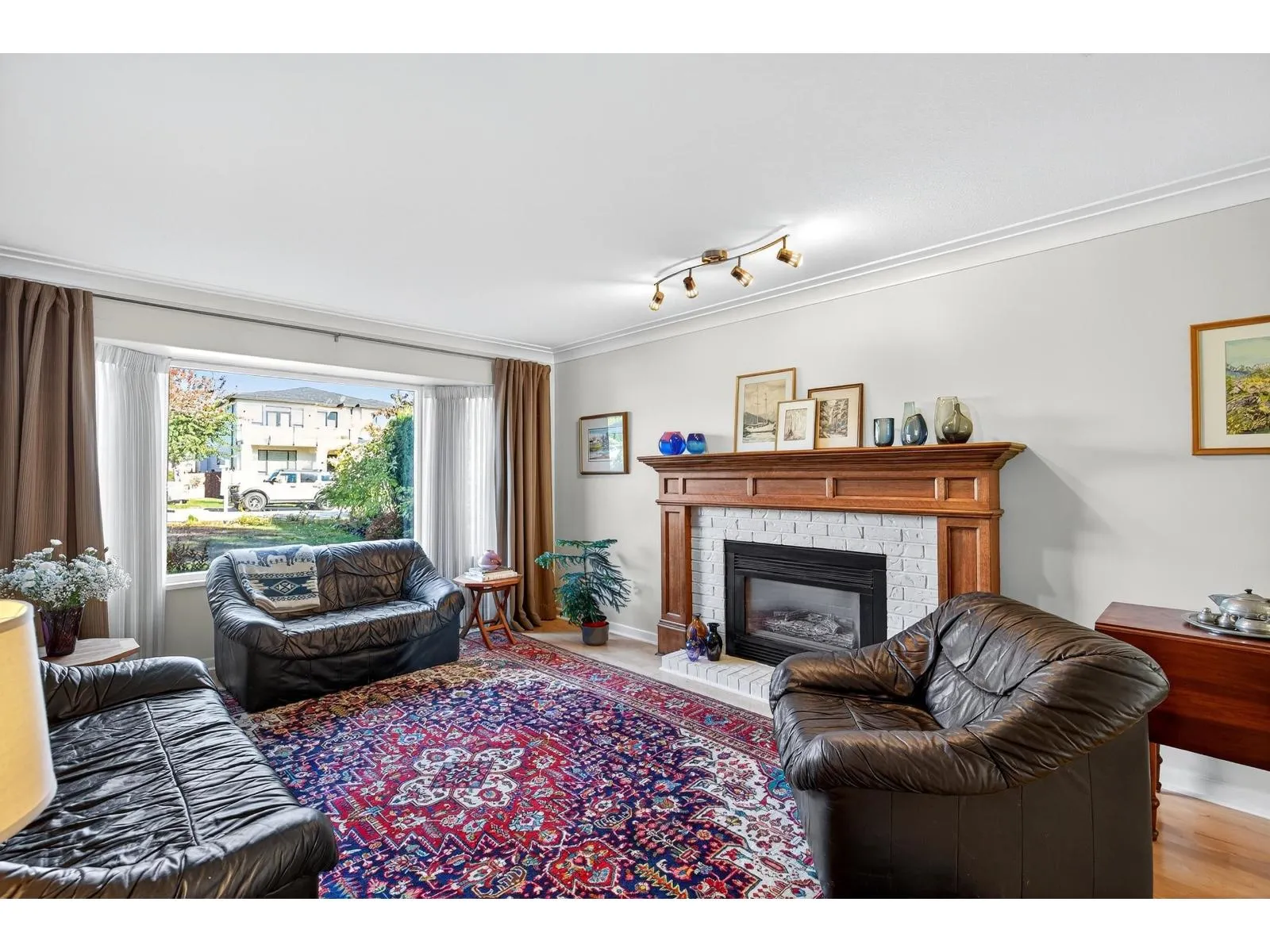 27012 25 AVENUE