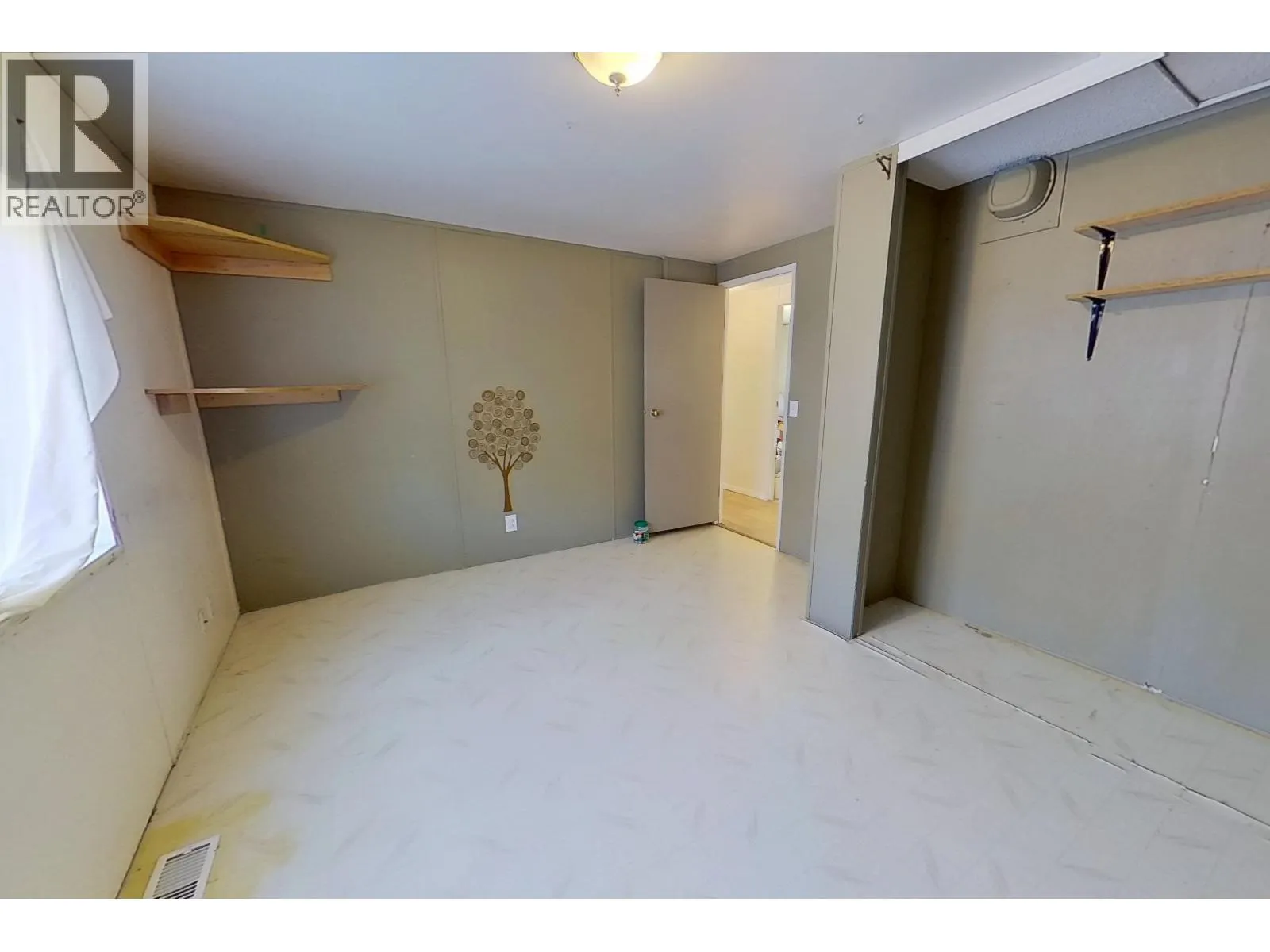 1207 BIG BEN ROAD