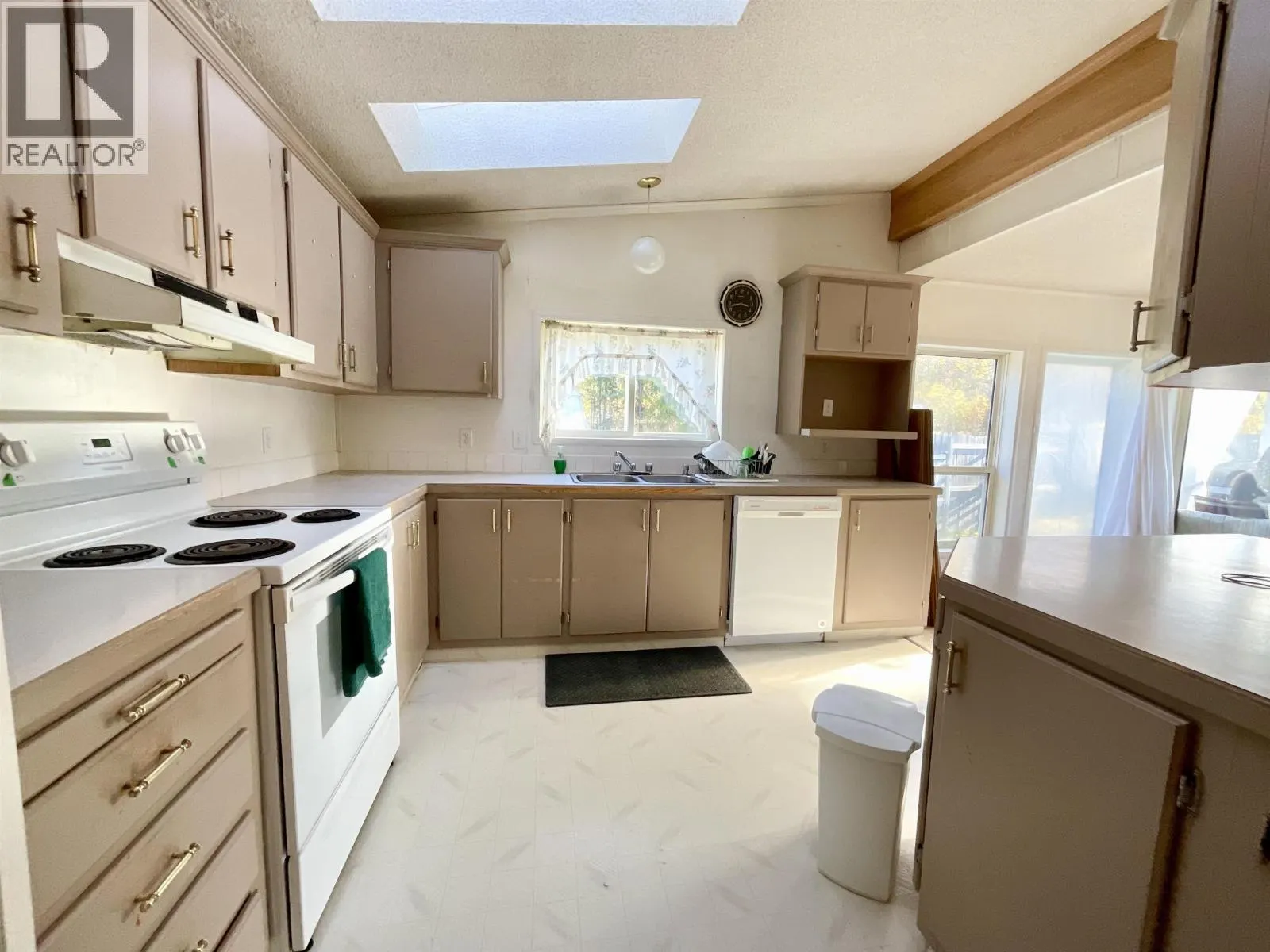 1207 BIG BEN ROAD
