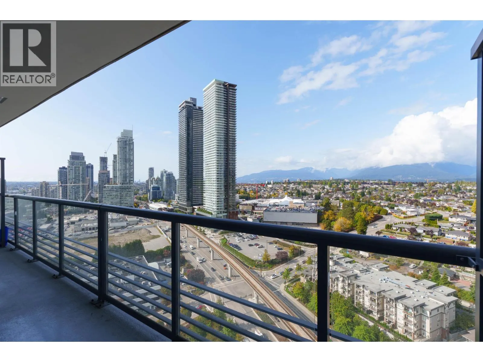 2203 4720 LOUGHEED HIGHWAY