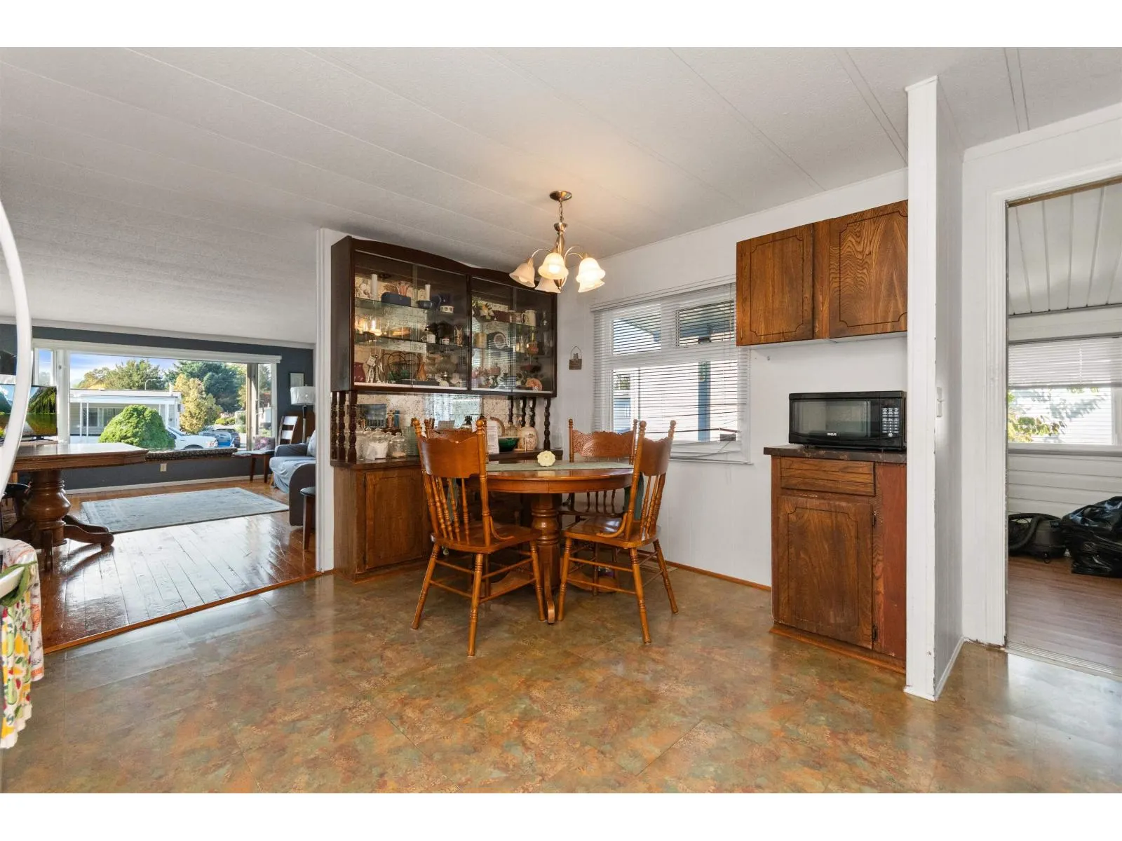61 45640 WATSON ROAD|Garrison Crossing