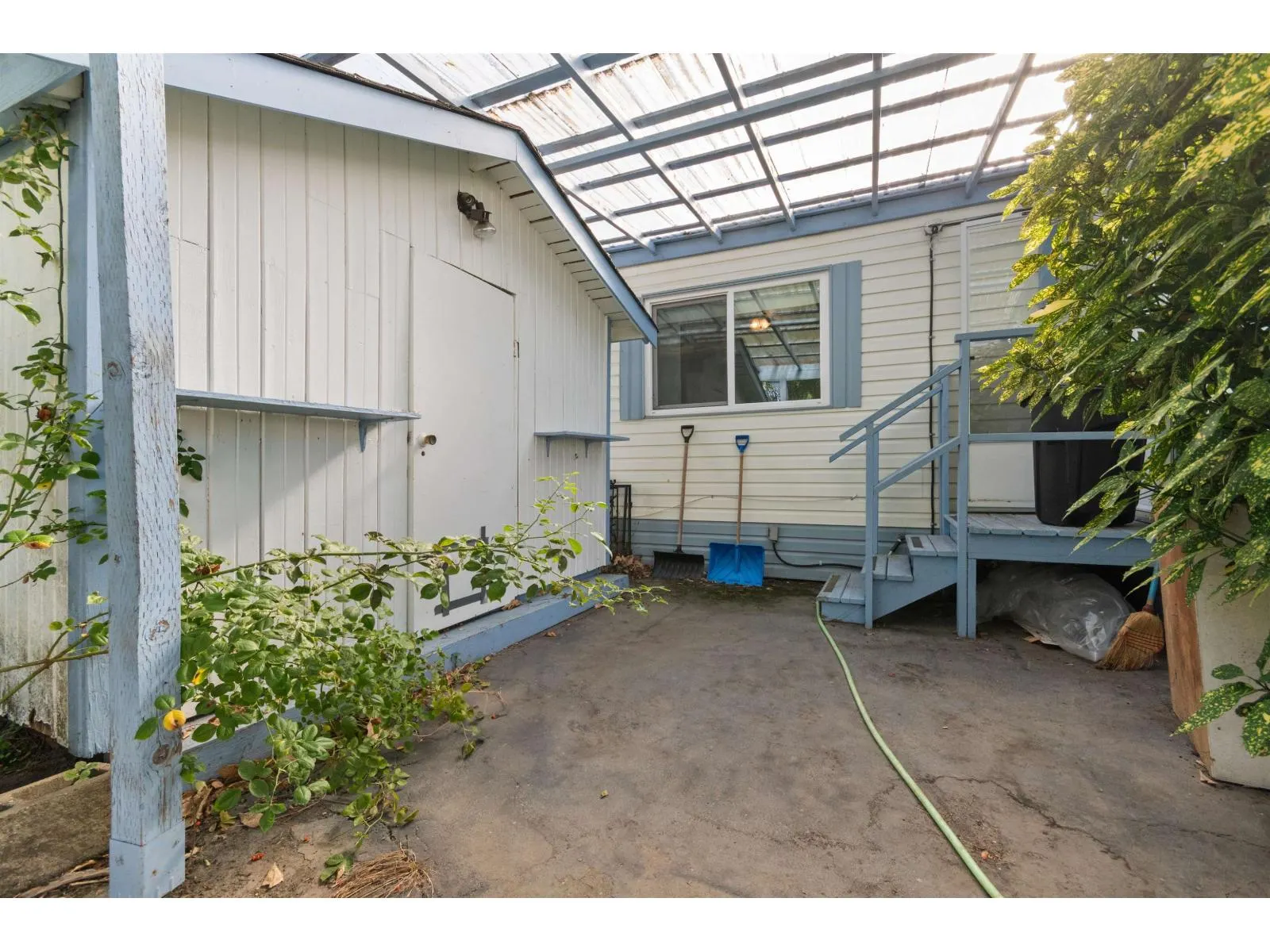 61 45640 WATSON ROAD|Garrison Crossing