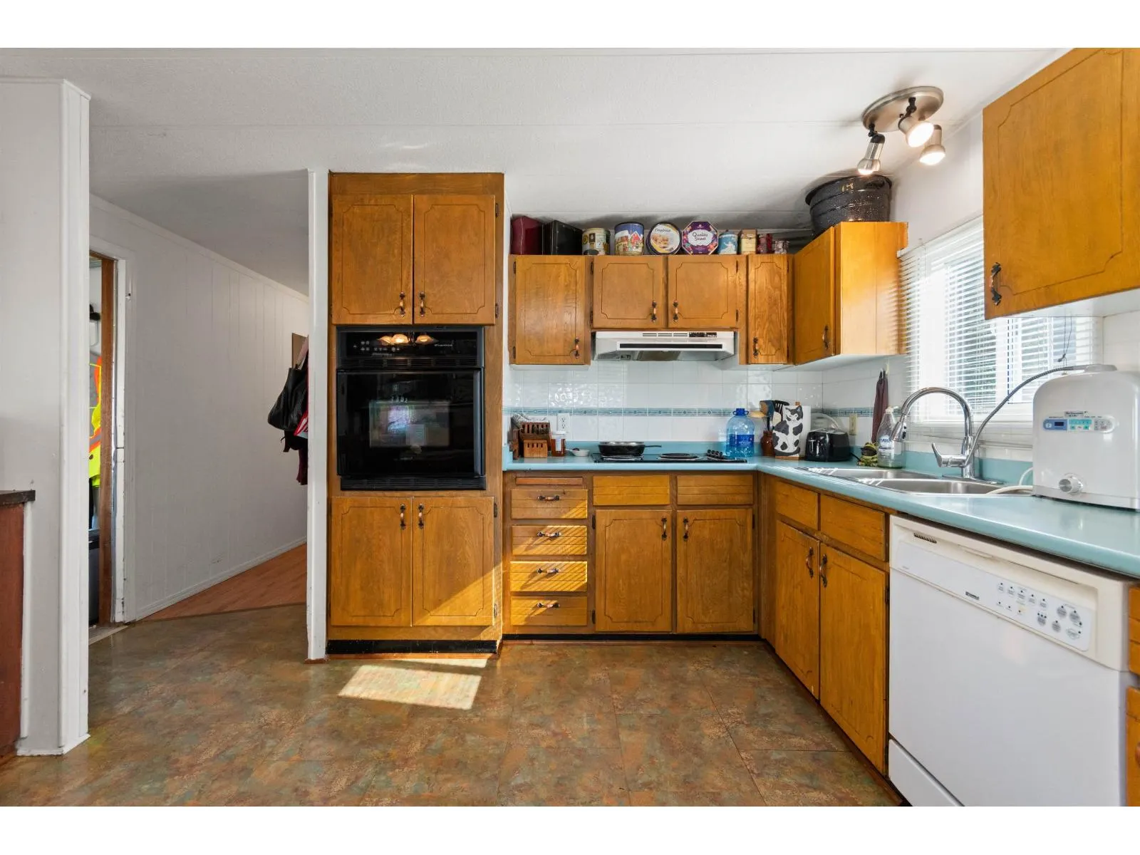 61 45640 WATSON ROAD|Garrison Crossing