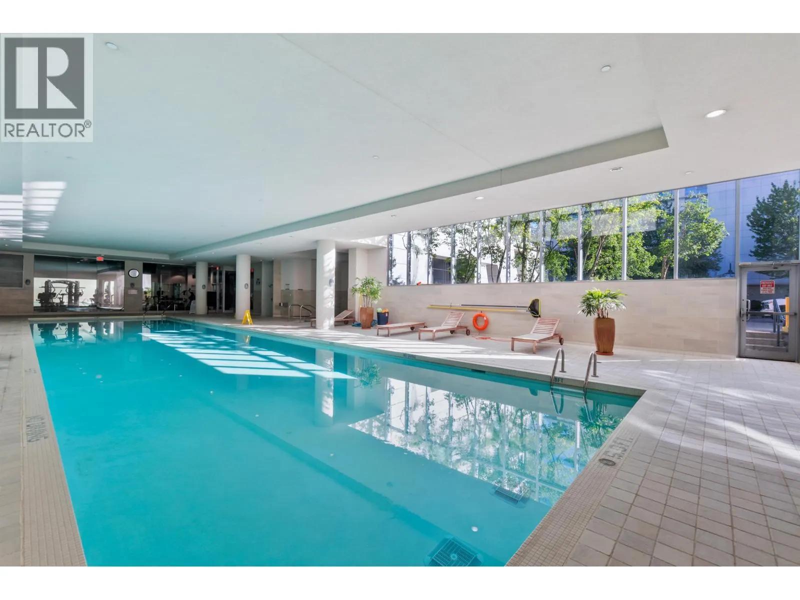 907 633 KINGHORNE MEWS