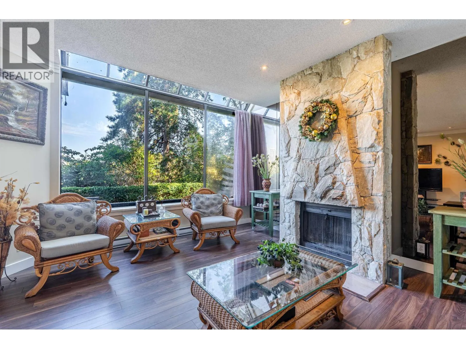 1200 ISLAND PARK WALK