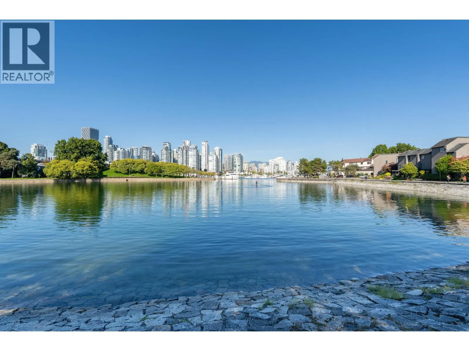 1200 ISLAND PARK WALK