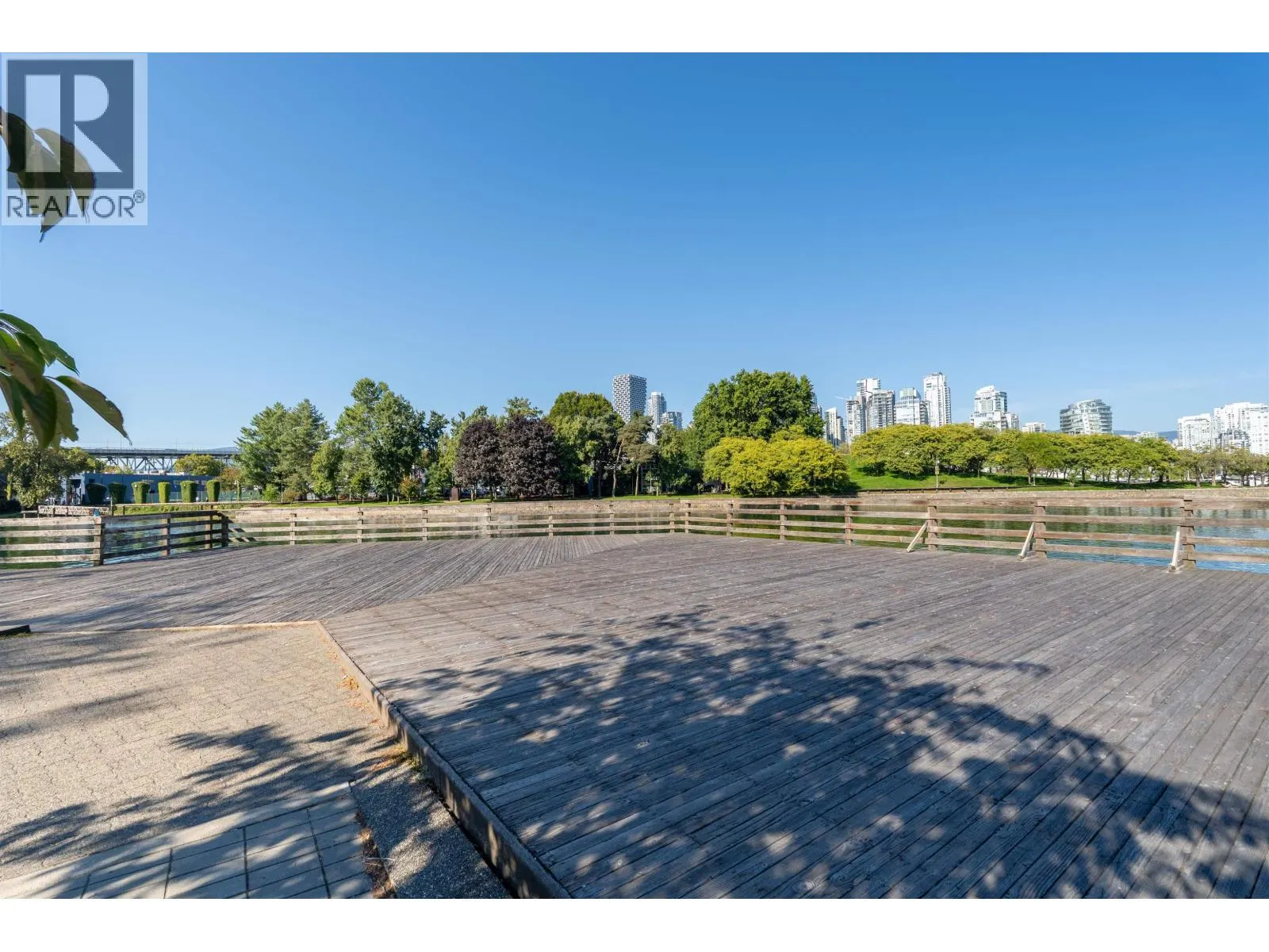1200 ISLAND PARK WALK