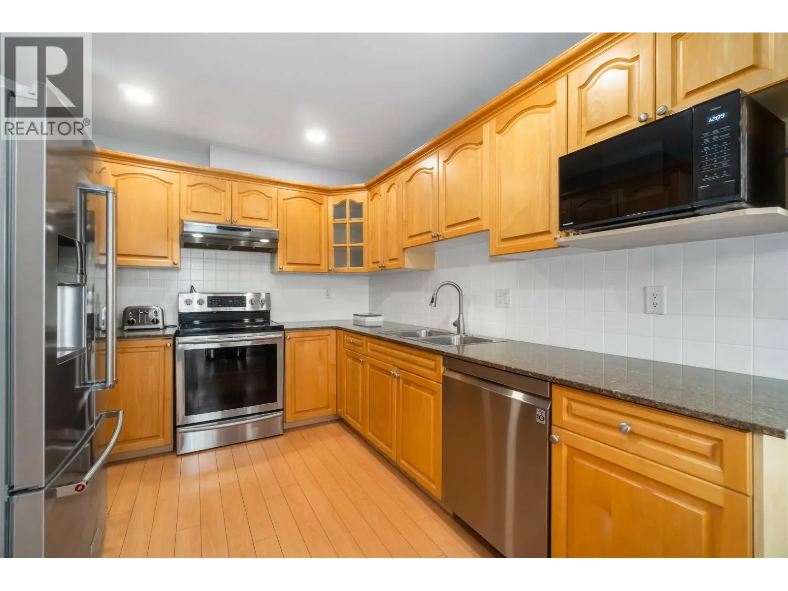 1159 BENNET DRIVE