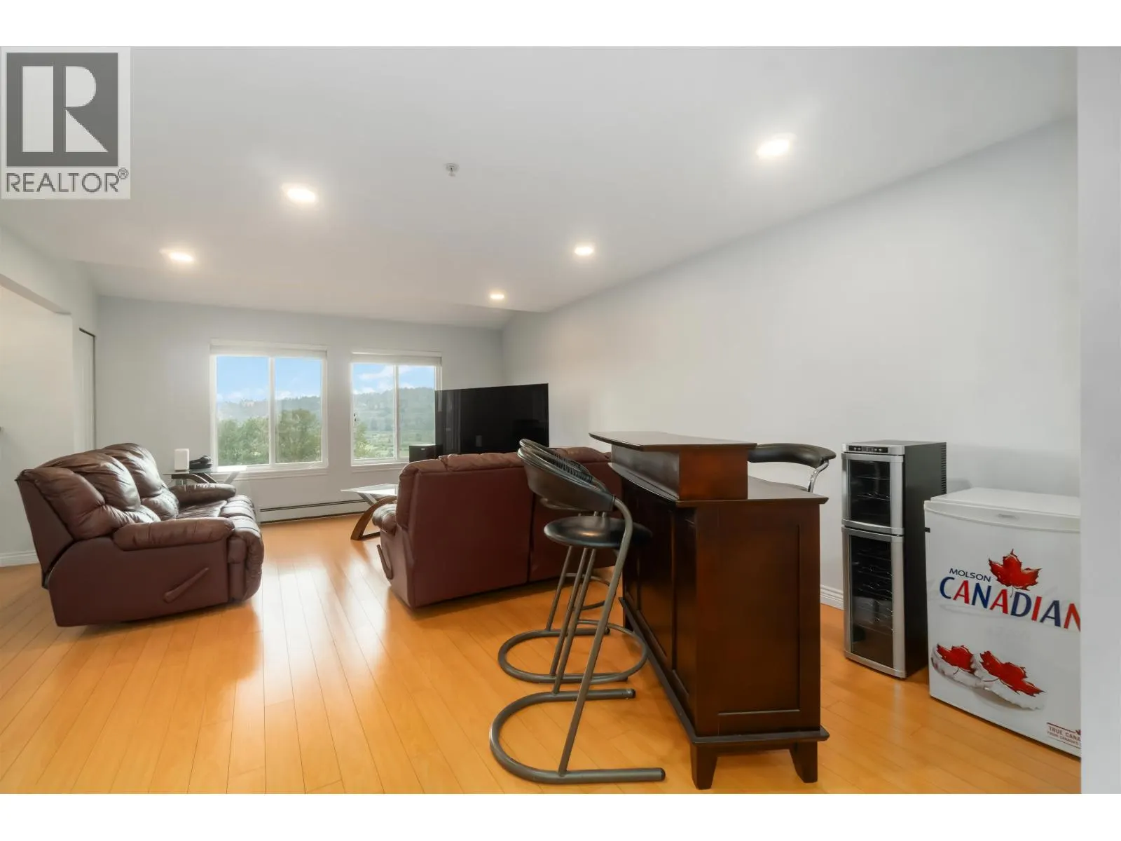 1159 BENNET DRIVE