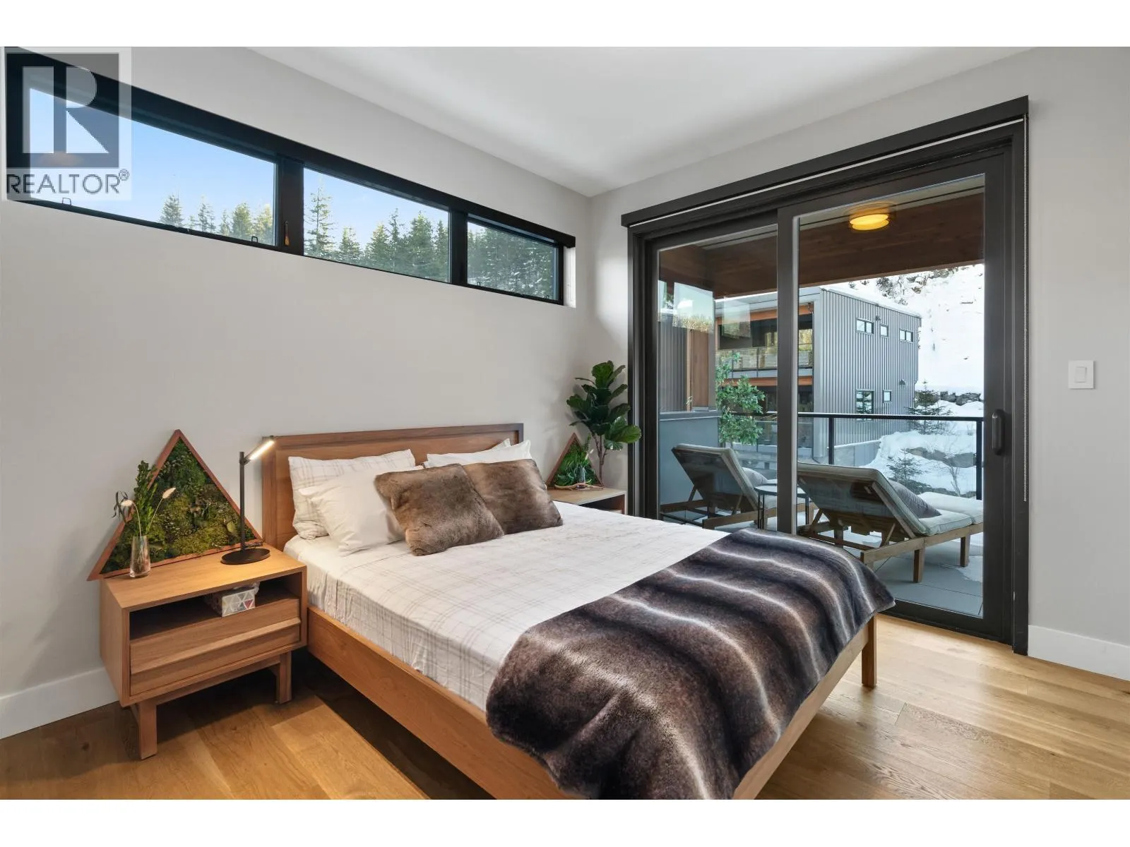 22 1350 CLOUDBURST DRIVE