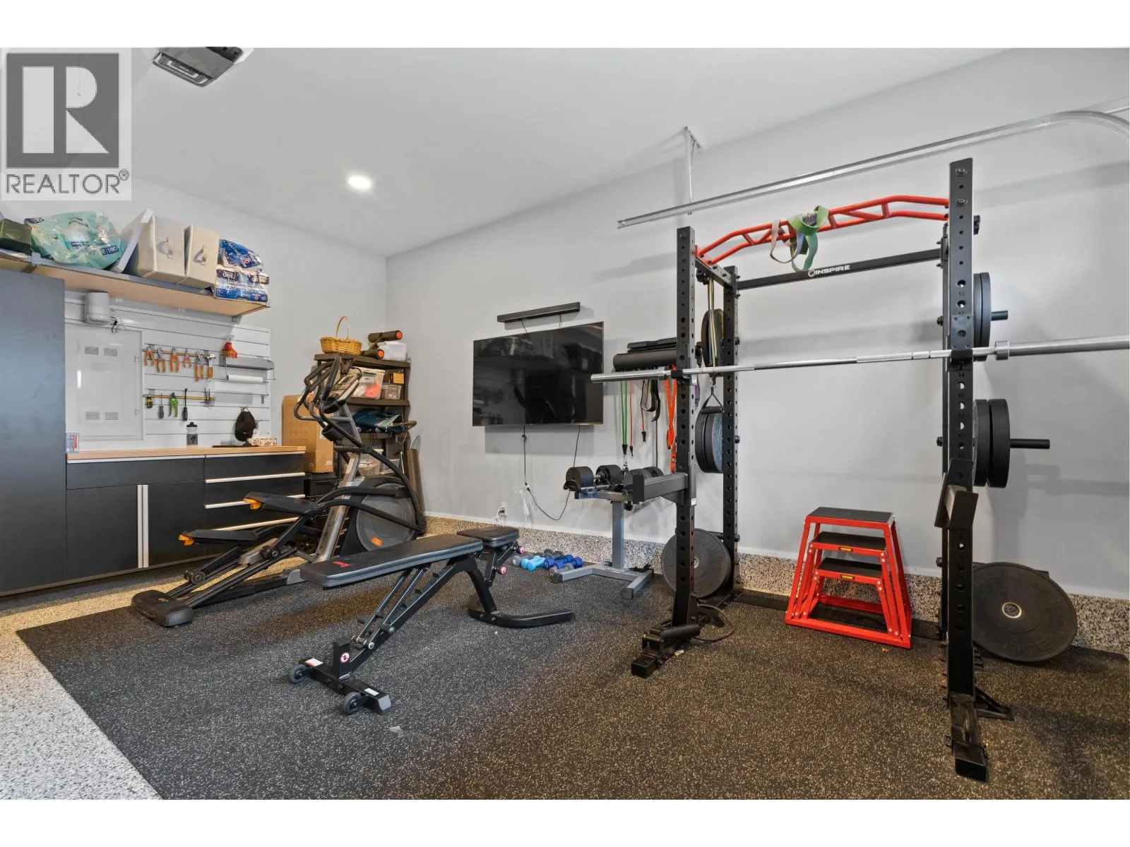 22 1350 CLOUDBURST DRIVE
