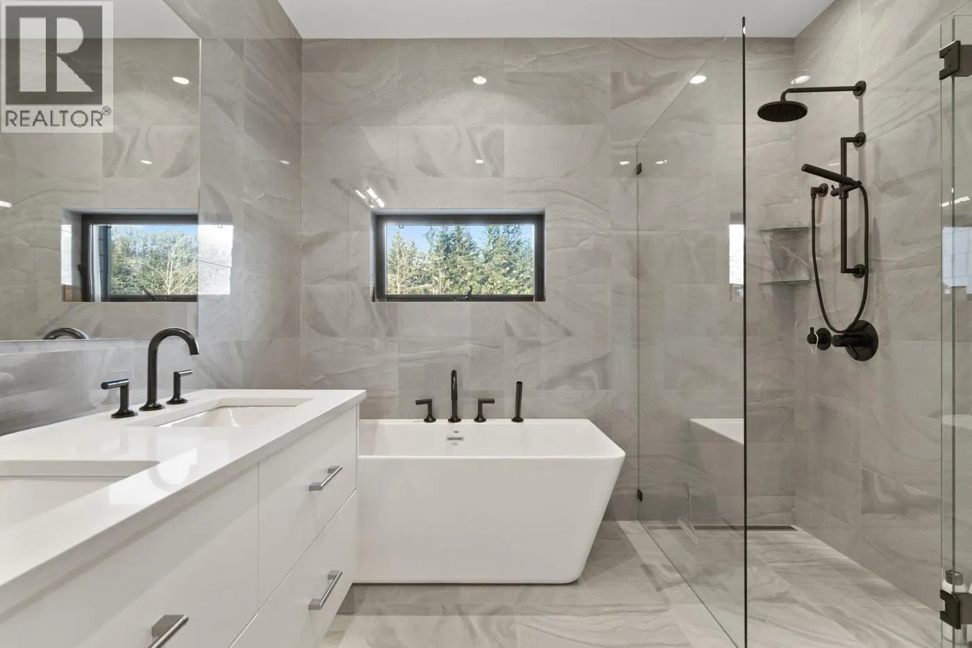 22 1350 CLOUDBURST DRIVE