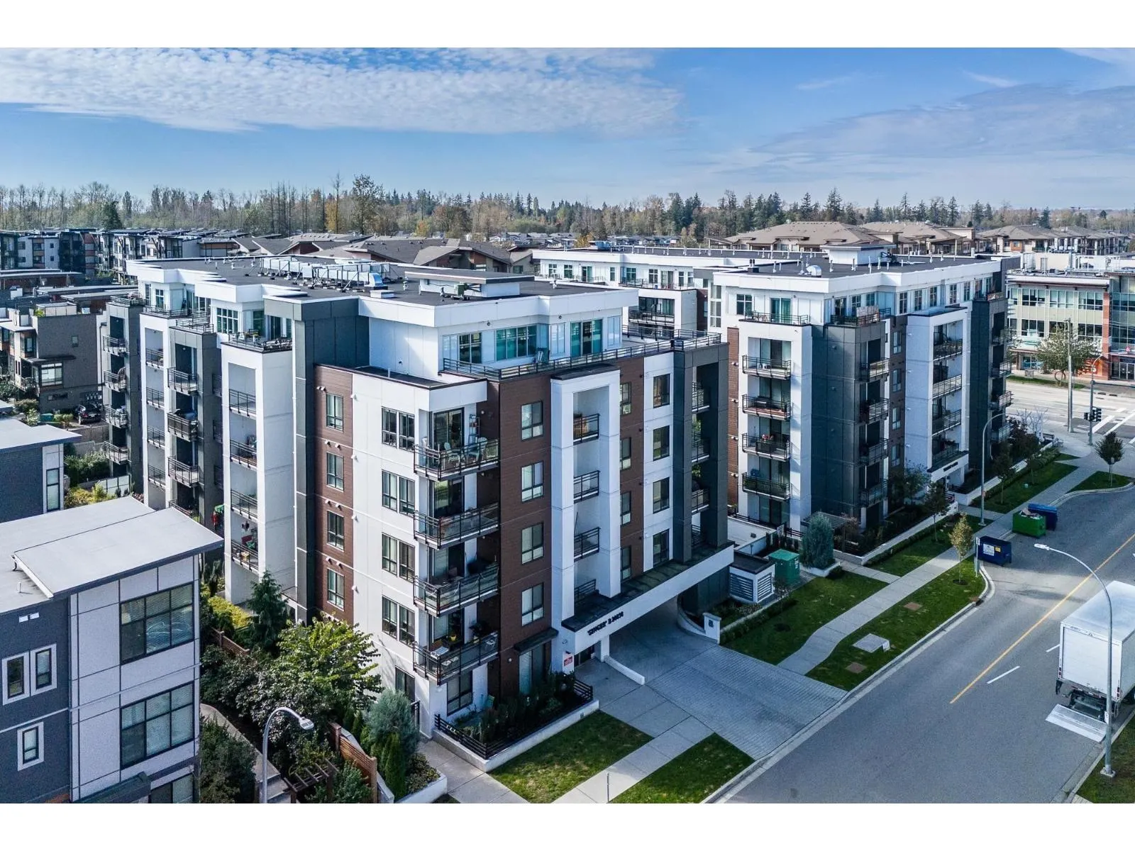 B302 20838 78B AVENUE