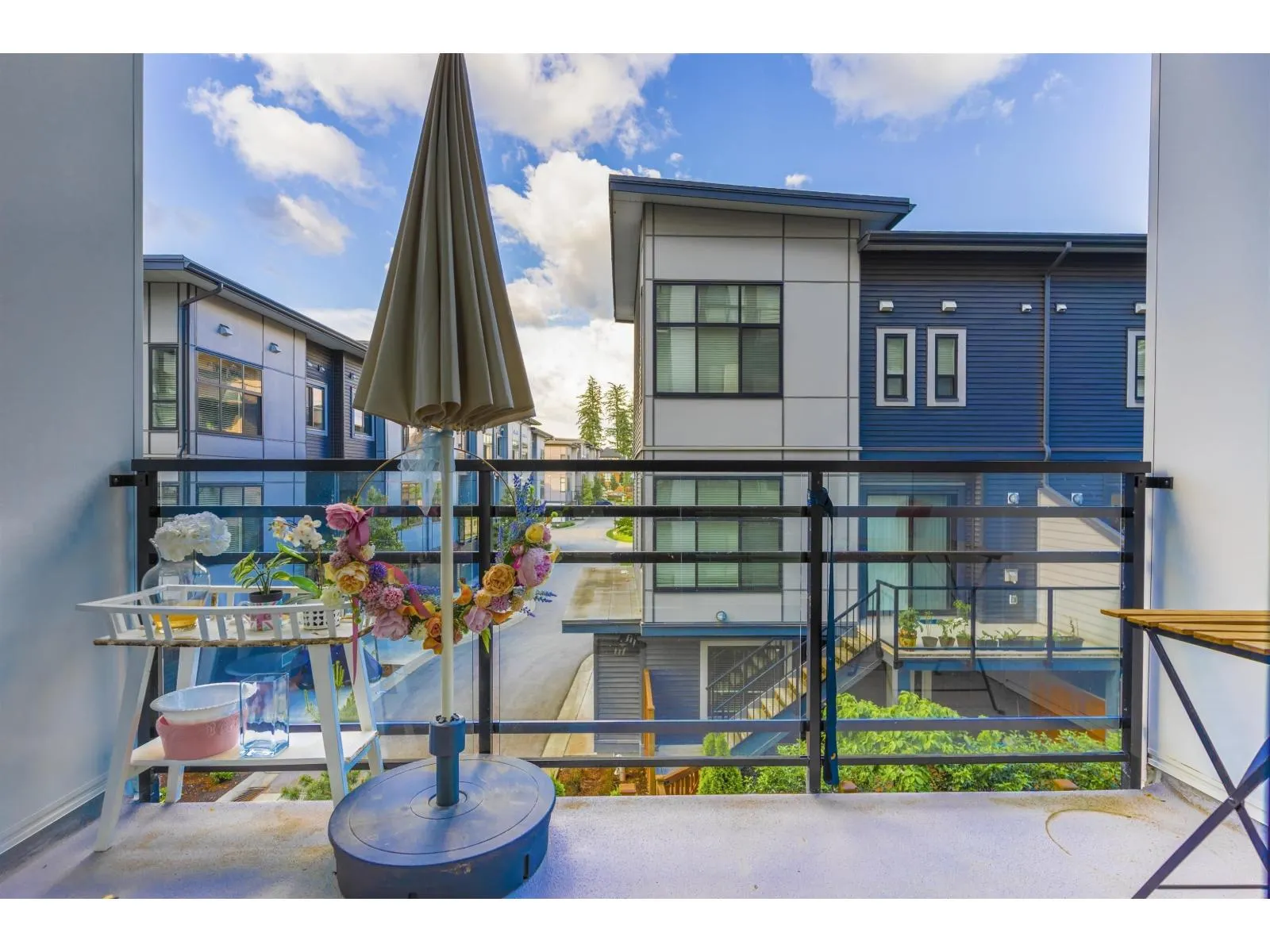 B302 20838 78B AVENUE