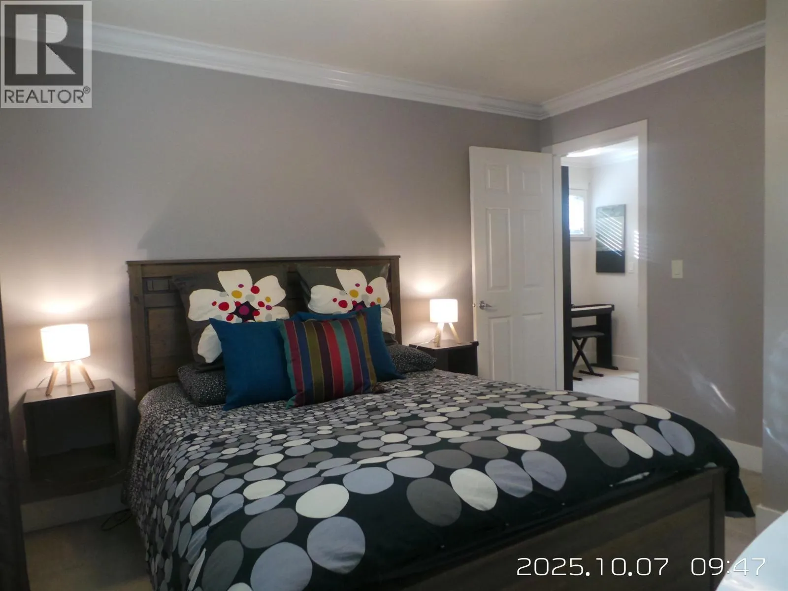 66 6245 SHERIDAN ROAD