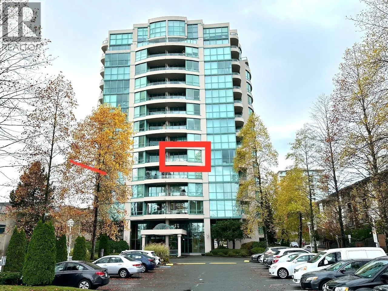 605 8871 LANSDOWNE ROAD