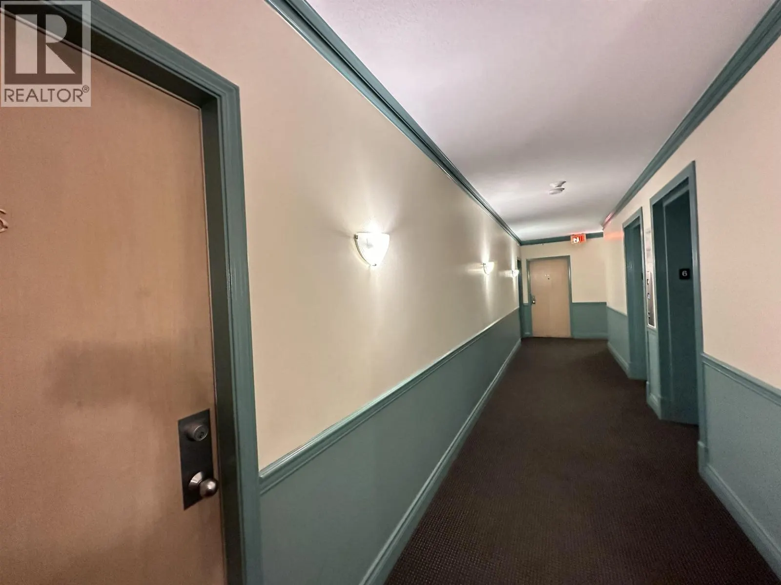 605 8871 LANSDOWNE ROAD