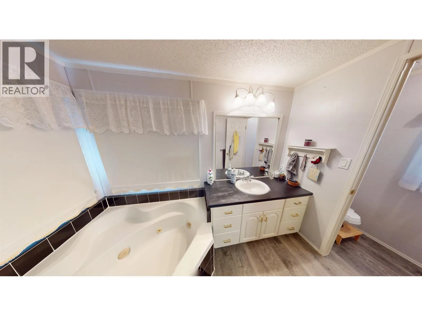 30 654 NORTH FRASER DRIVE