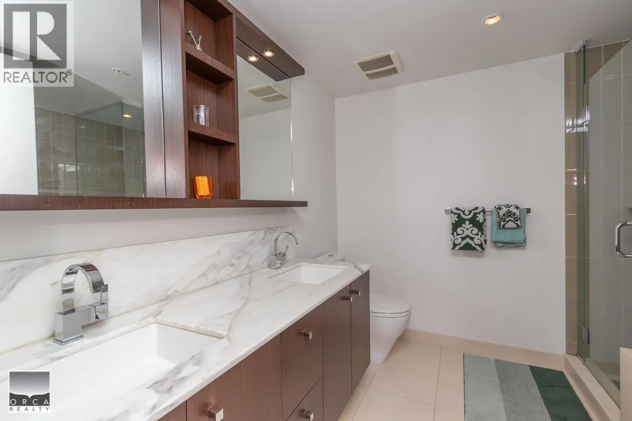 3307 1028 BARCLAY STREET