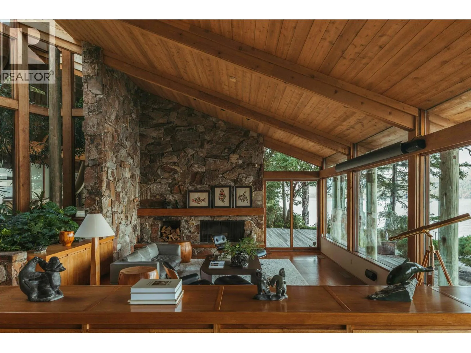 370-374 SMUGGLERS COVE ROAD