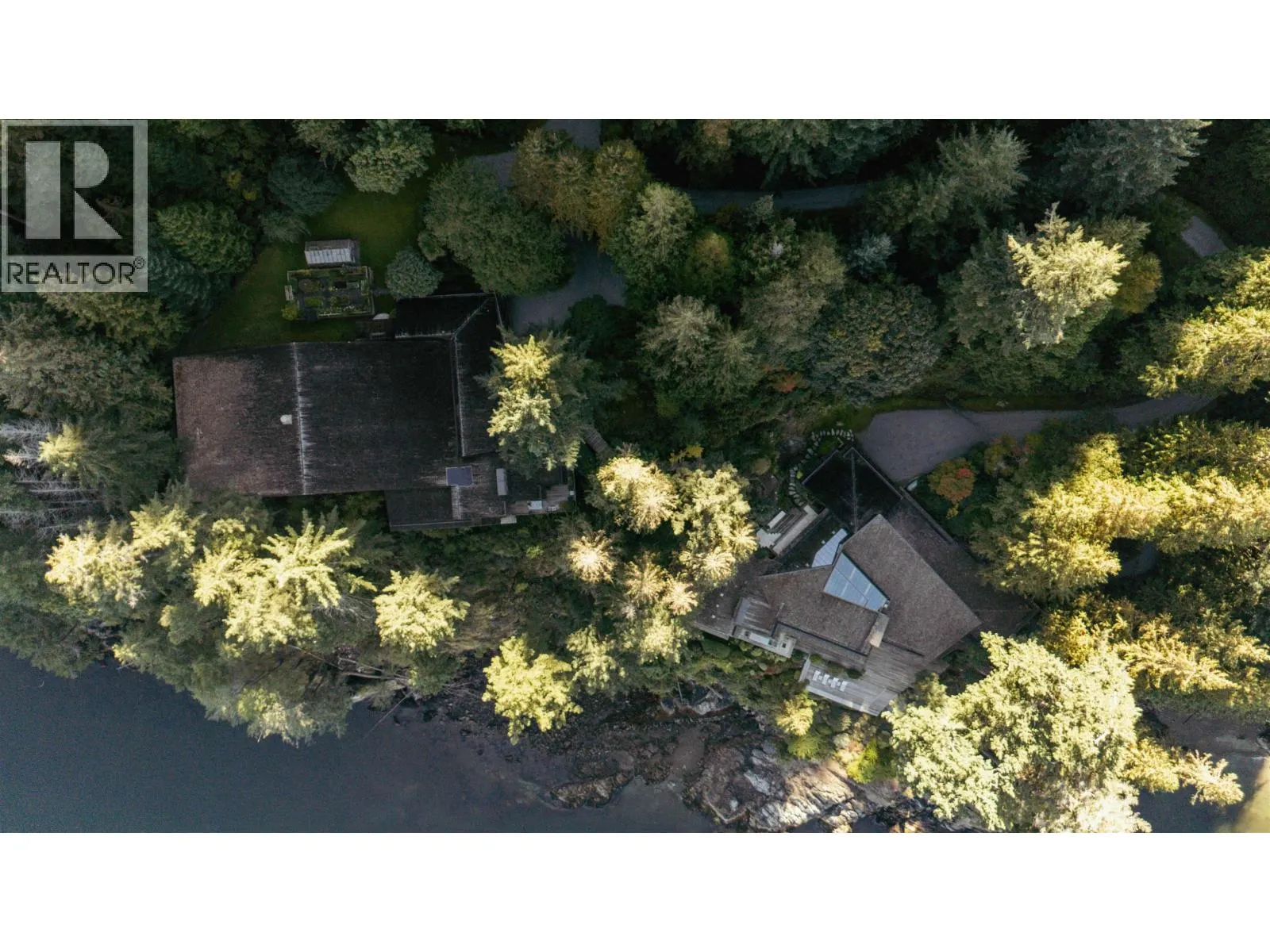 370-374 SMUGGLERS COVE ROAD
