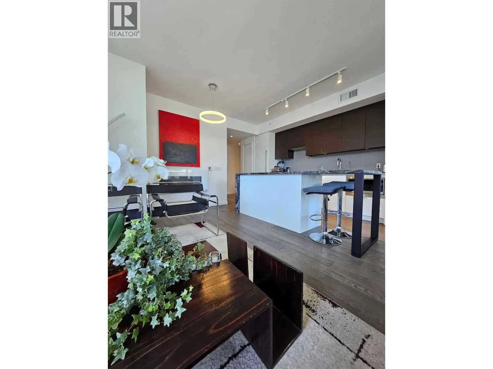 1688 PULLMAN PORTER STREET