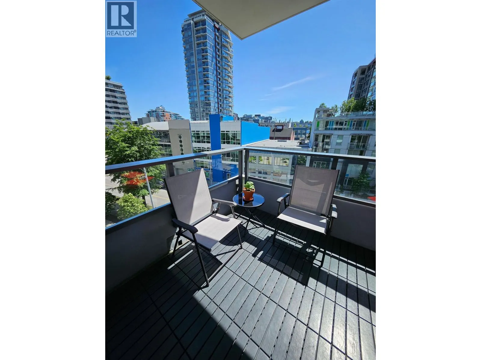 1688 PULLMAN PORTER STREET