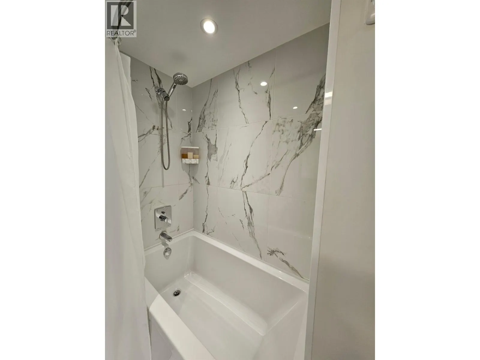1688 PULLMAN PORTER STREET