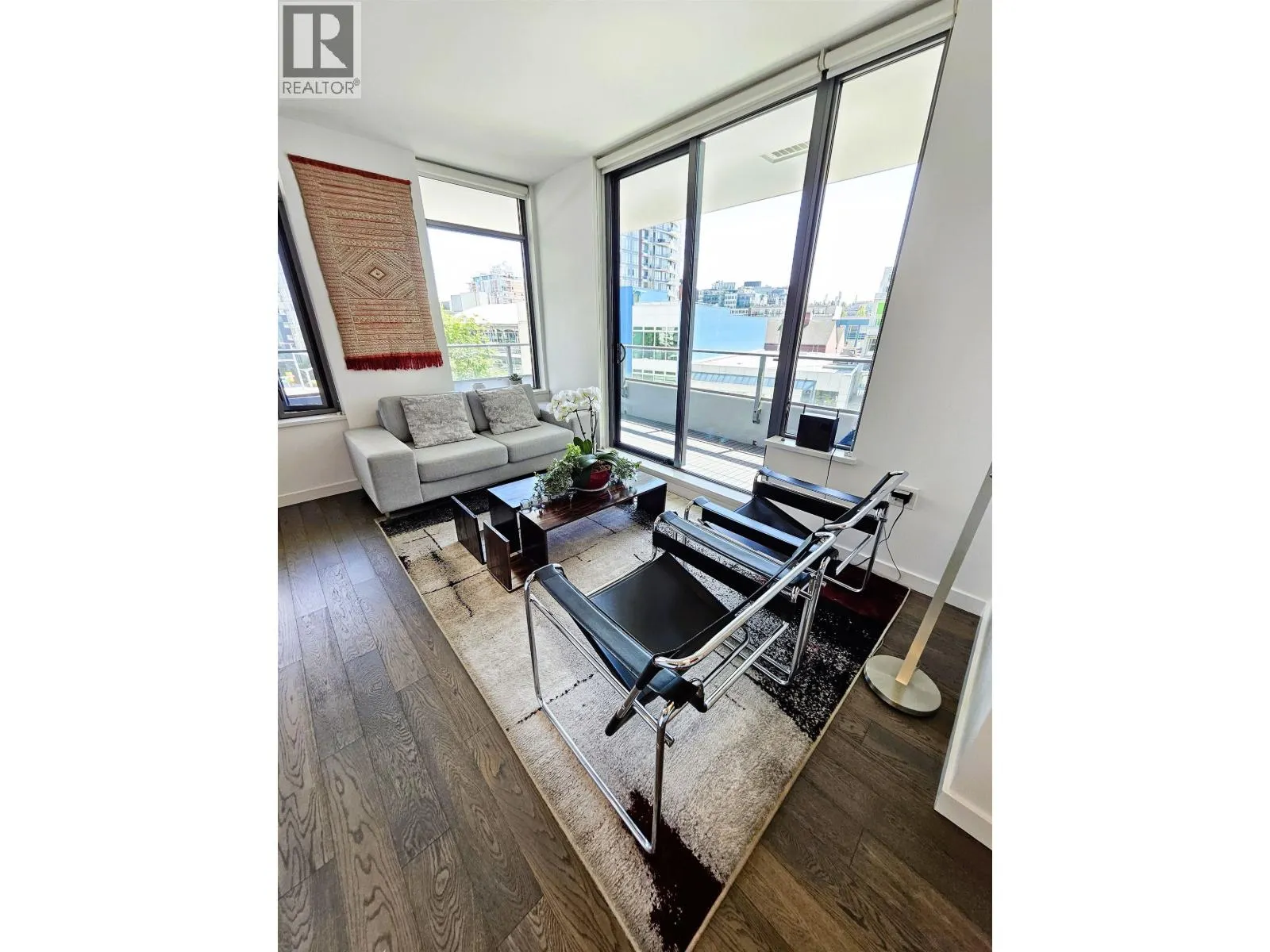 1688 PULLMAN PORTER STREET