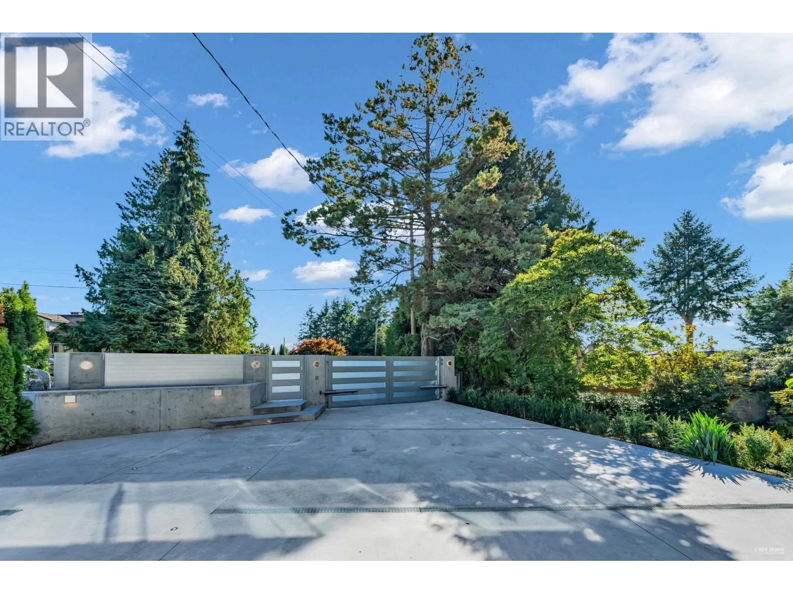 4138 BURKEHILL ROAD