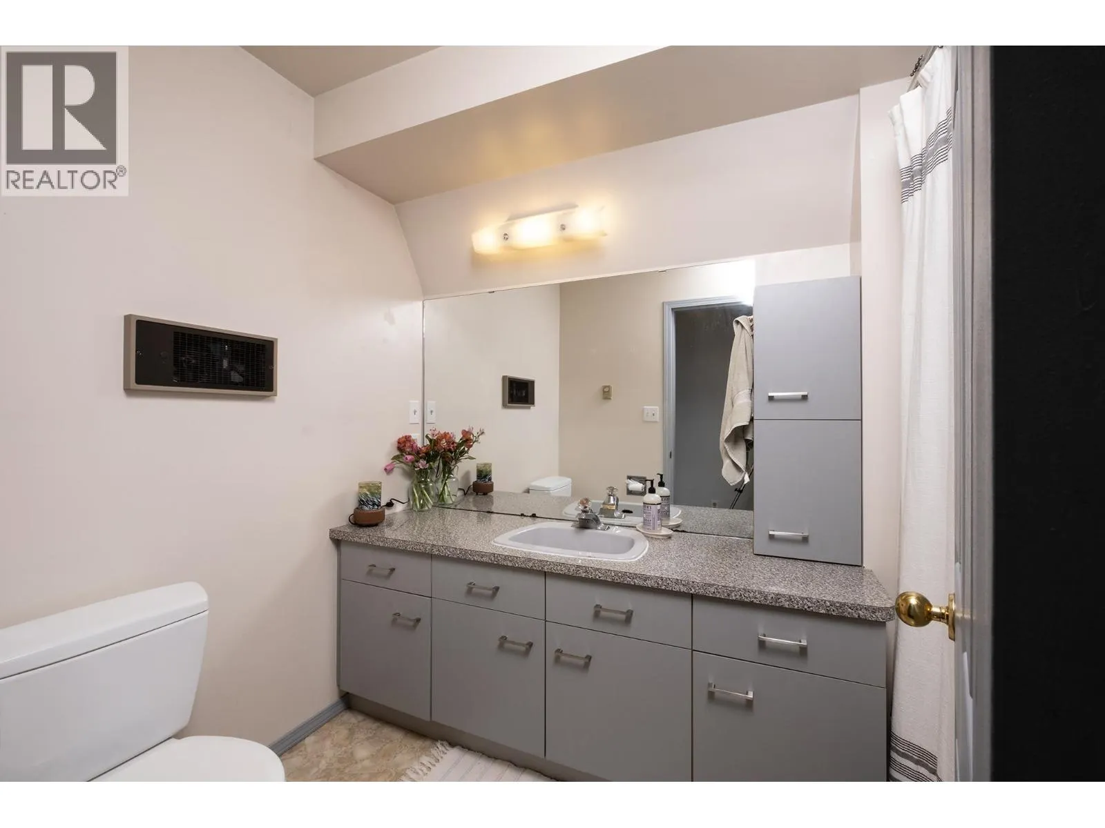 6563 ANCHOR PLACE