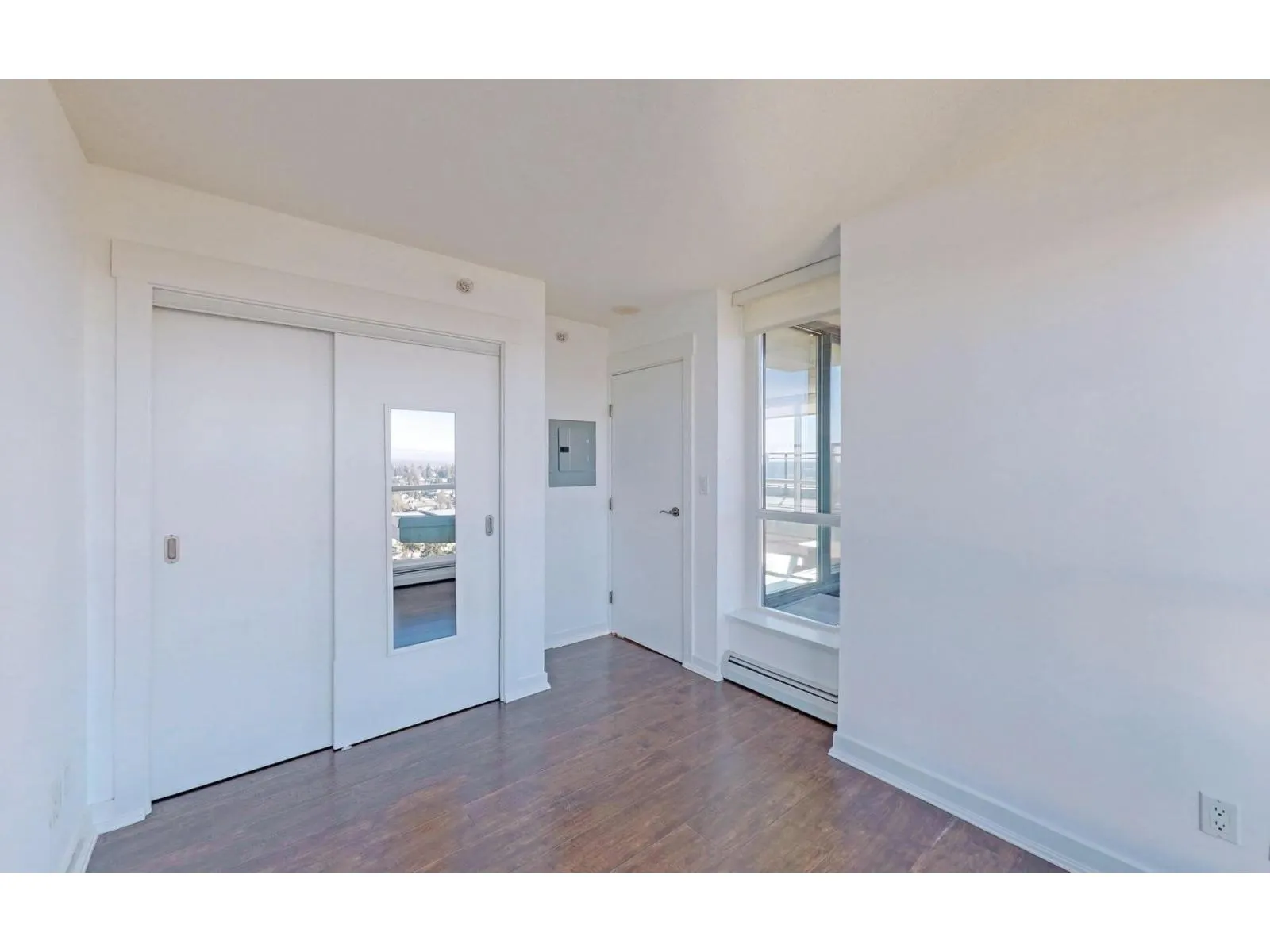 2104 10777 UNIVERSITY DRIVE