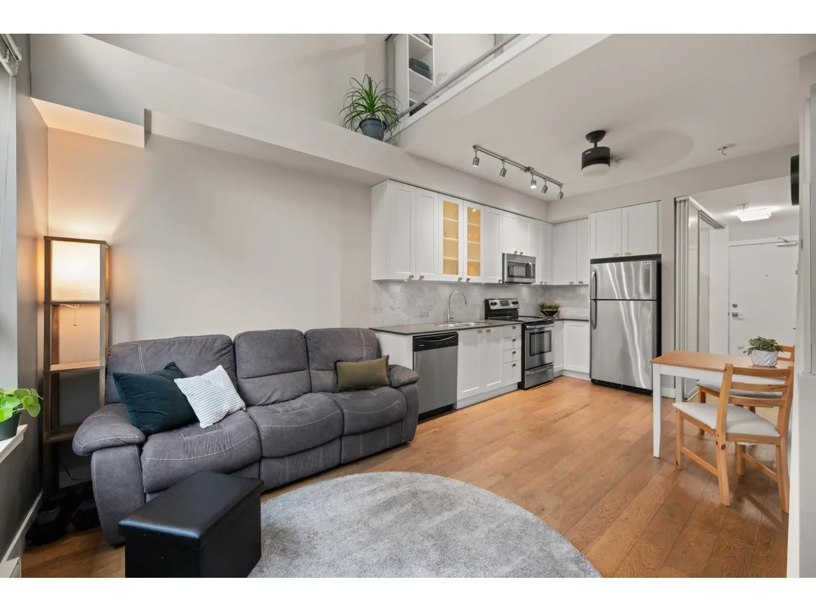 311 3080 GLADWIN ROAD