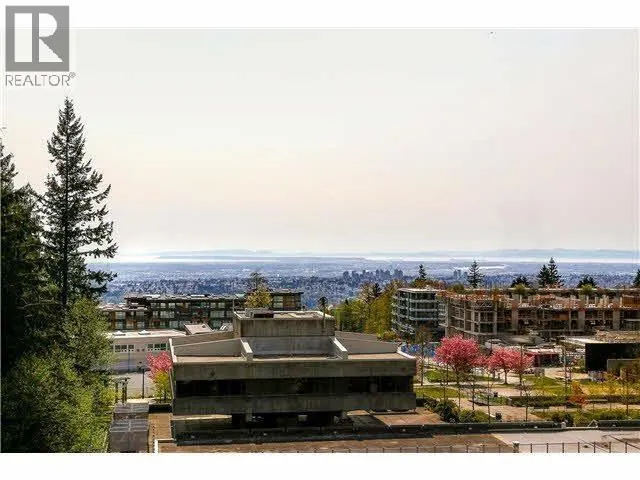 806 9080 UNIVERSITY CRESCENT