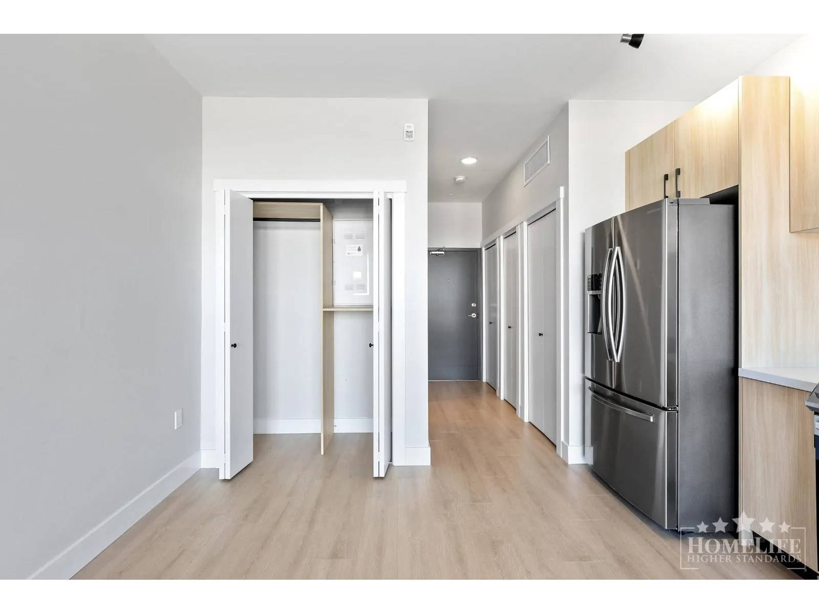 213 14858 60 AVENUE