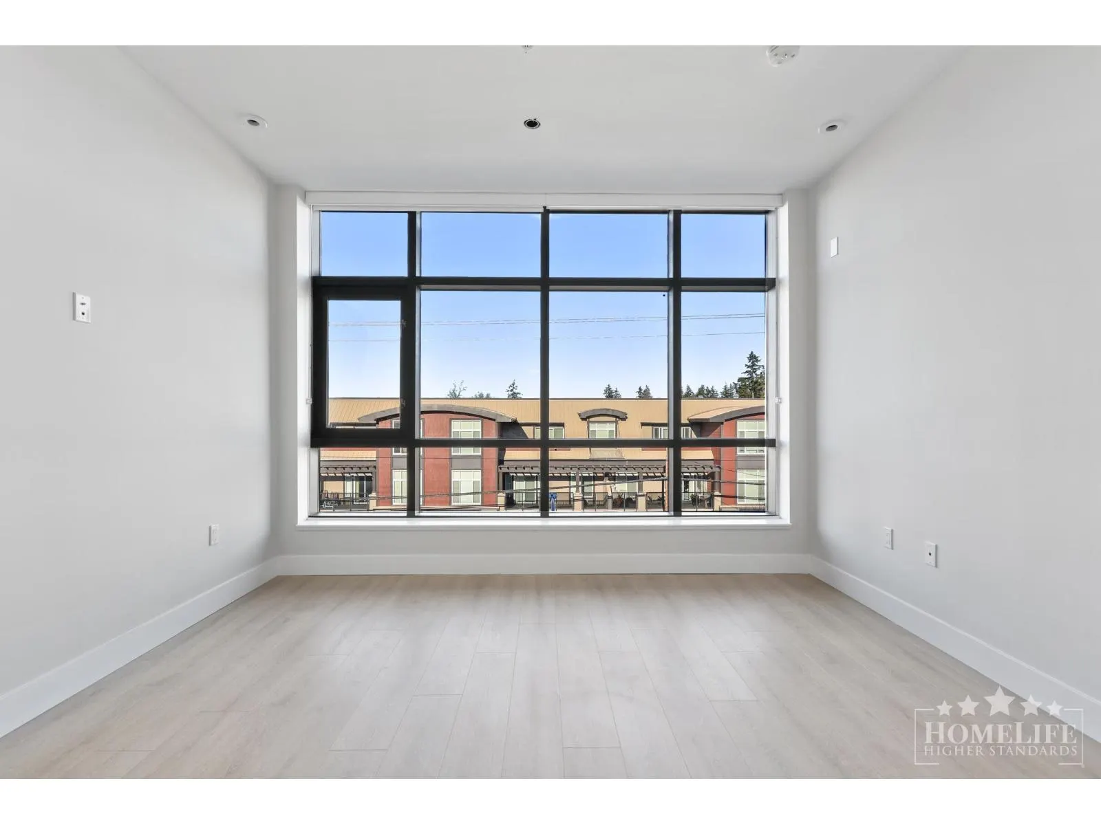 213 14858 60 AVENUE