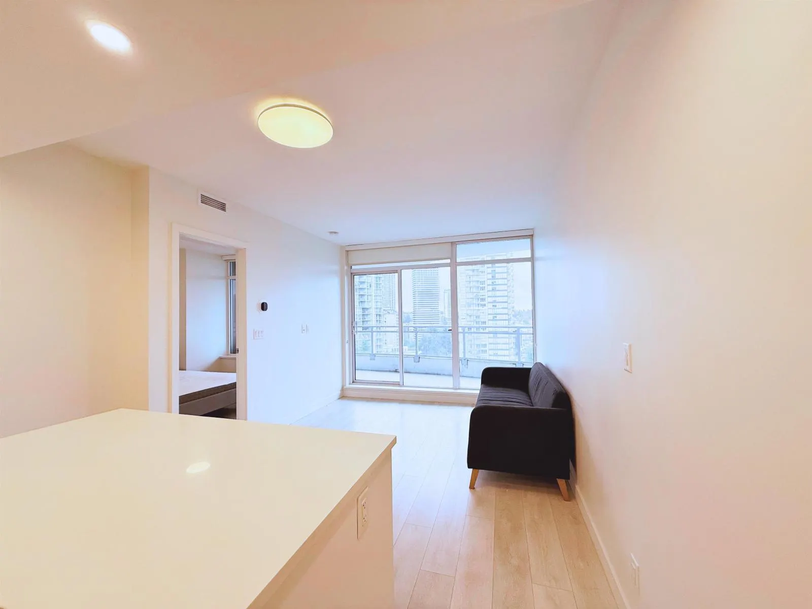 1304 13318 104 AVENUE