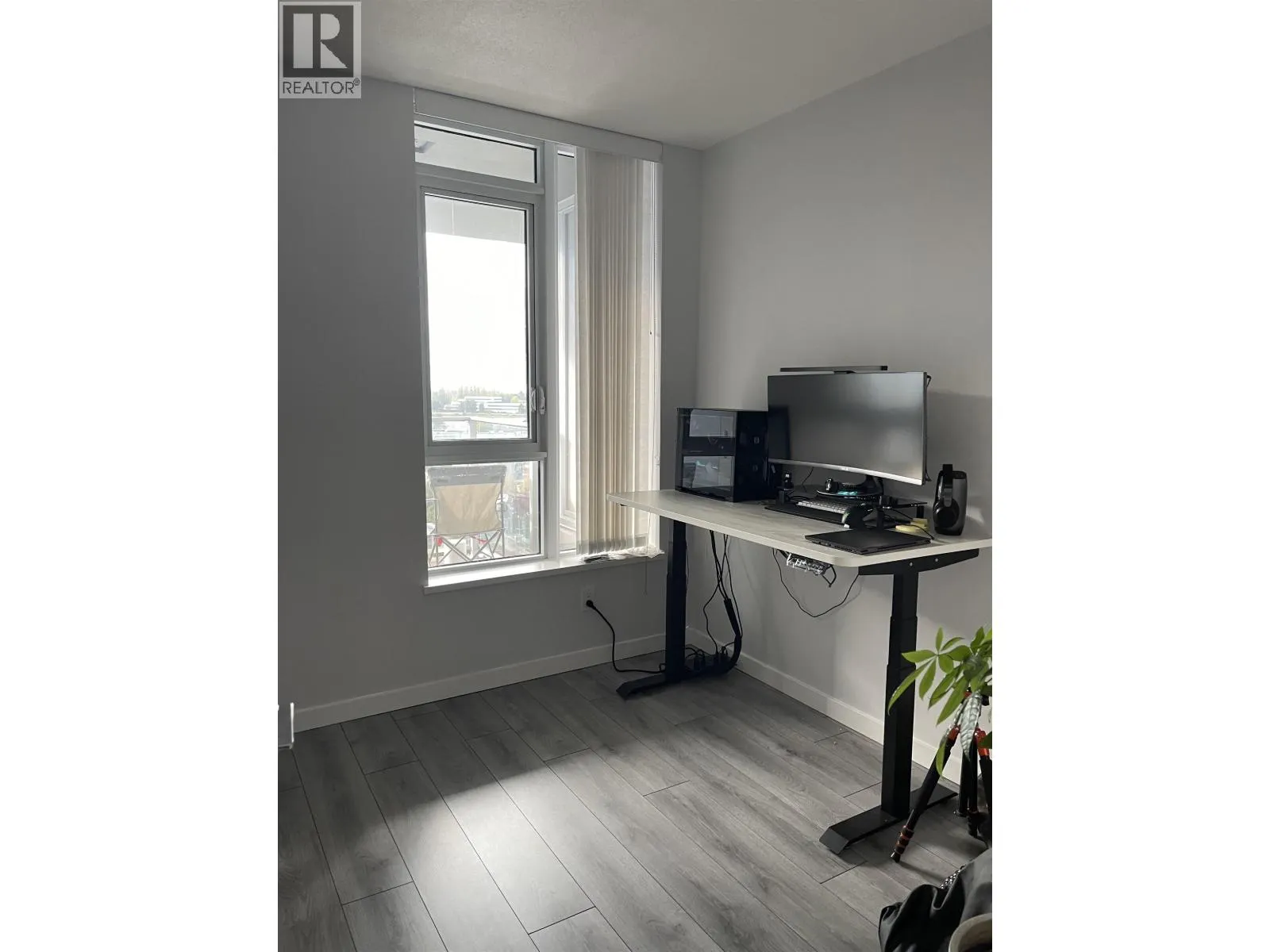 1502 3333 BROWN ROAD