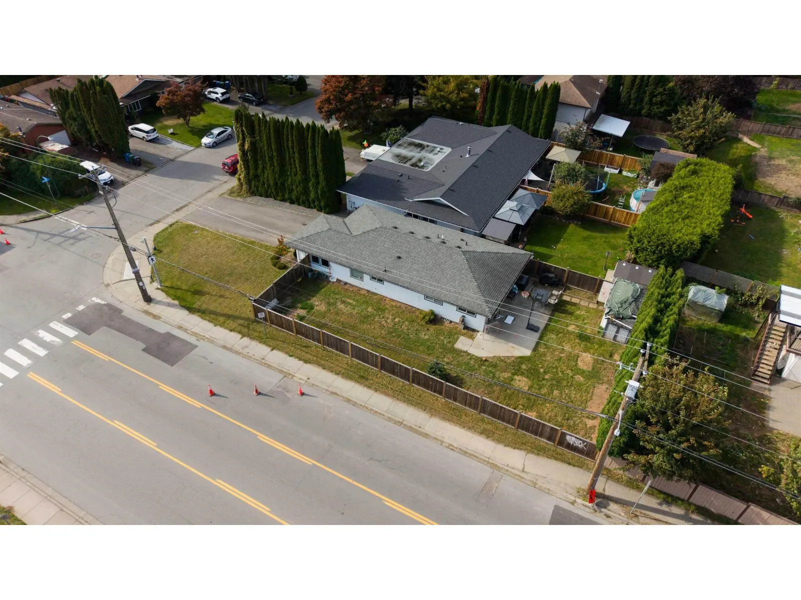 2751 SANDON DRIVE