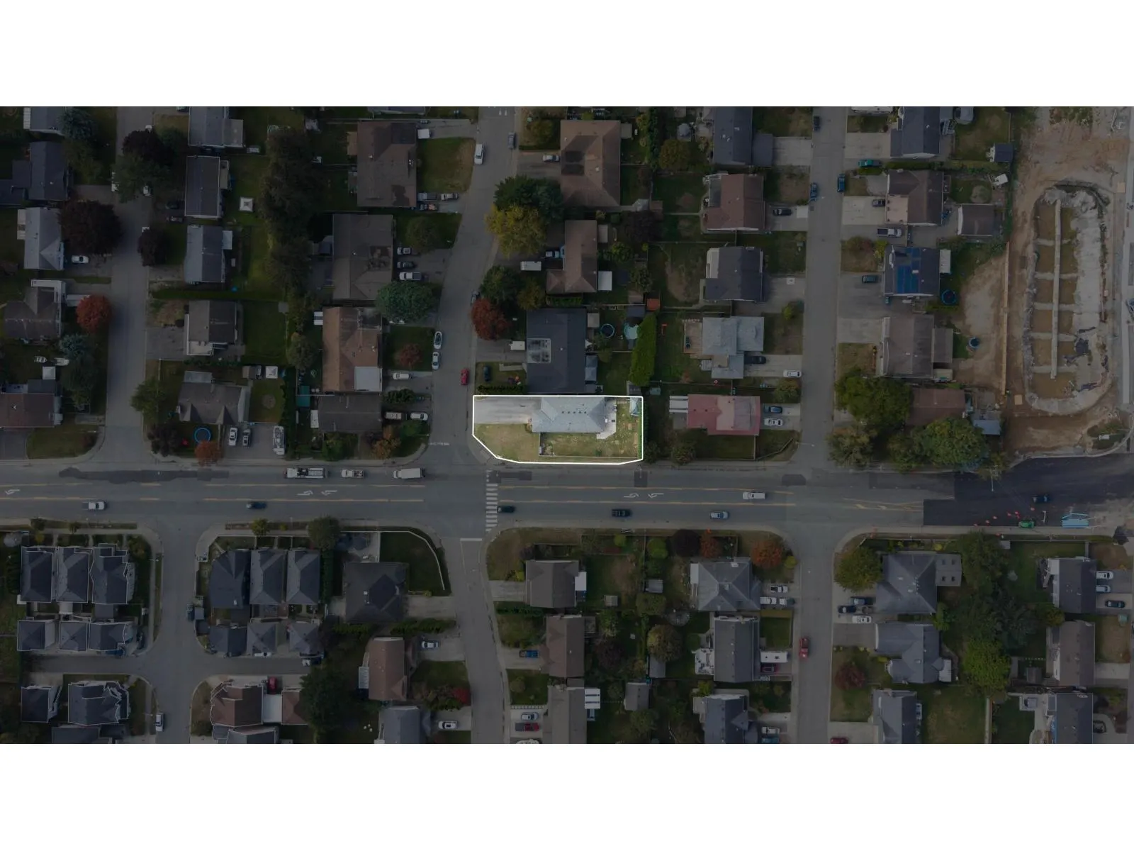 2751 SANDON DRIVE