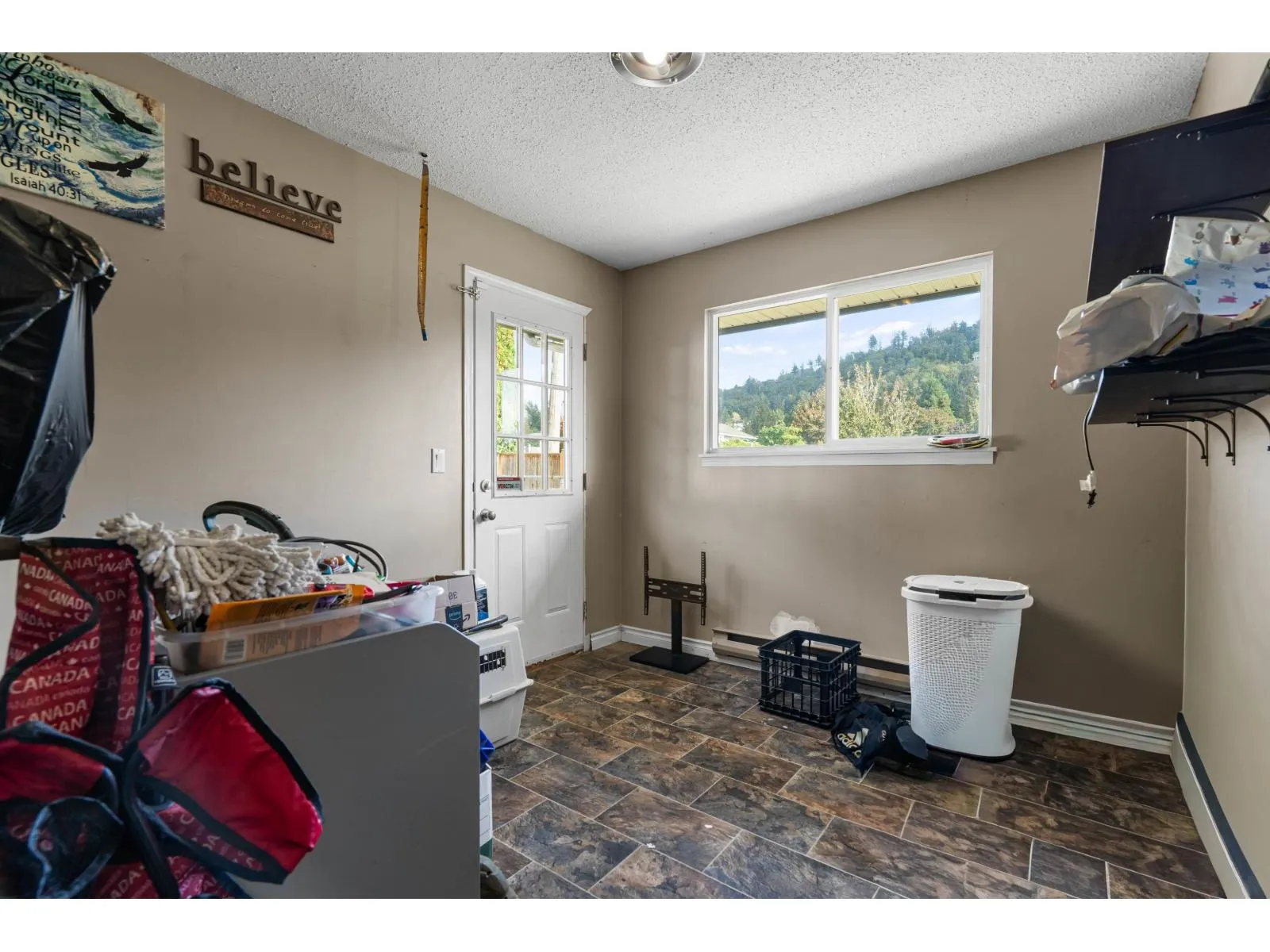2751 SANDON DRIVE