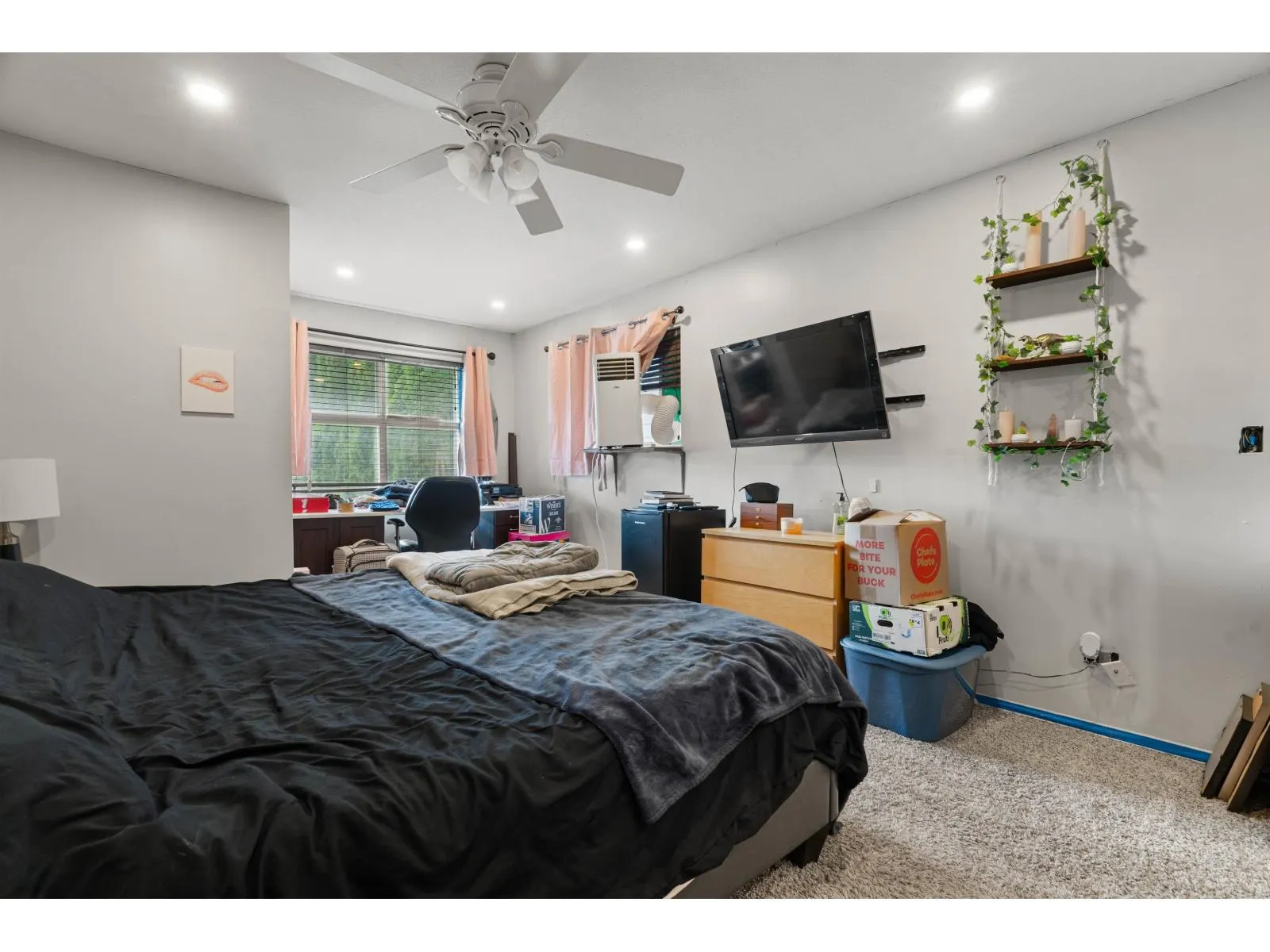 2751 SANDON DRIVE